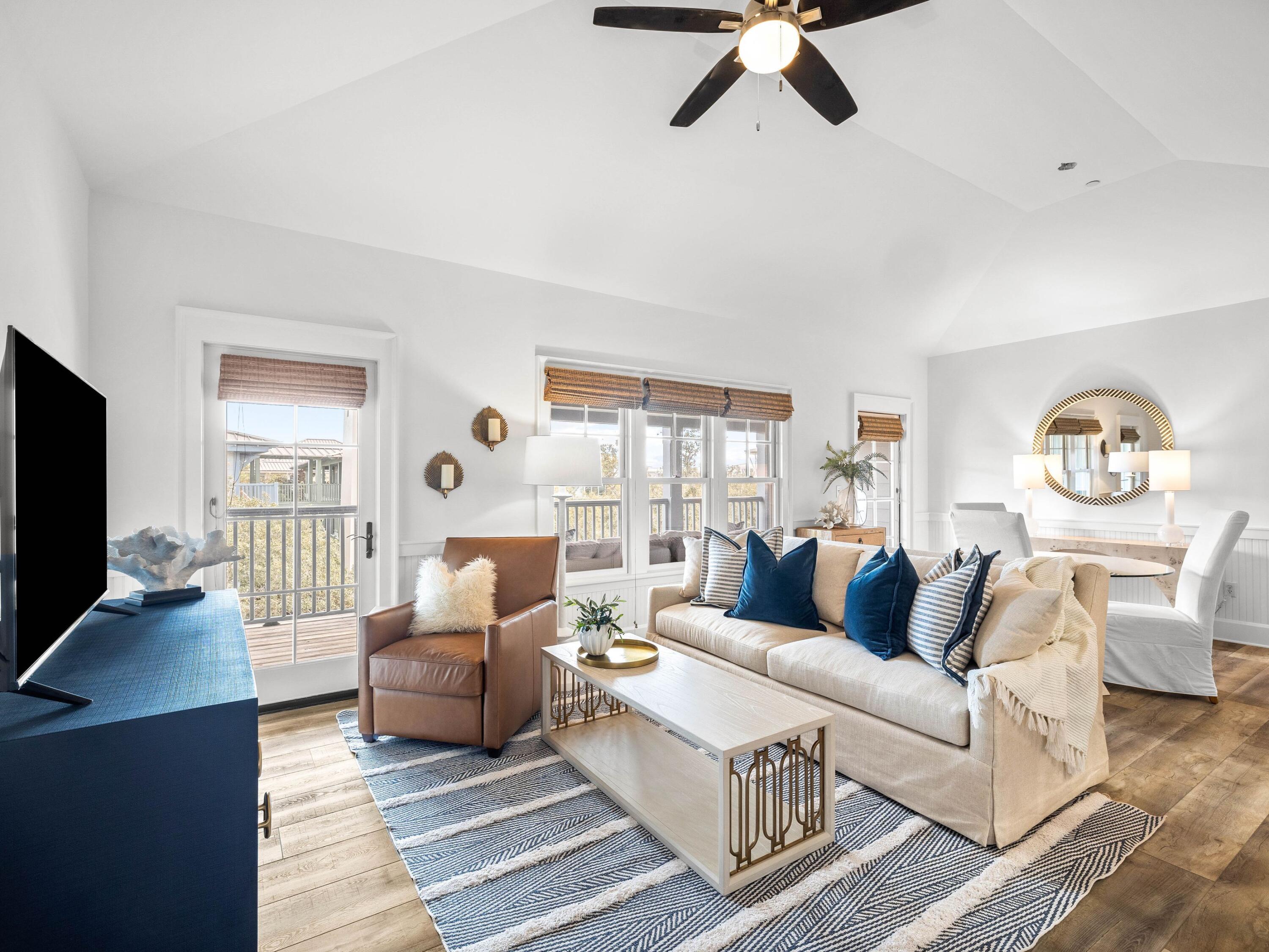 WATERCOLOR TOWN HOME CENTER - Residential