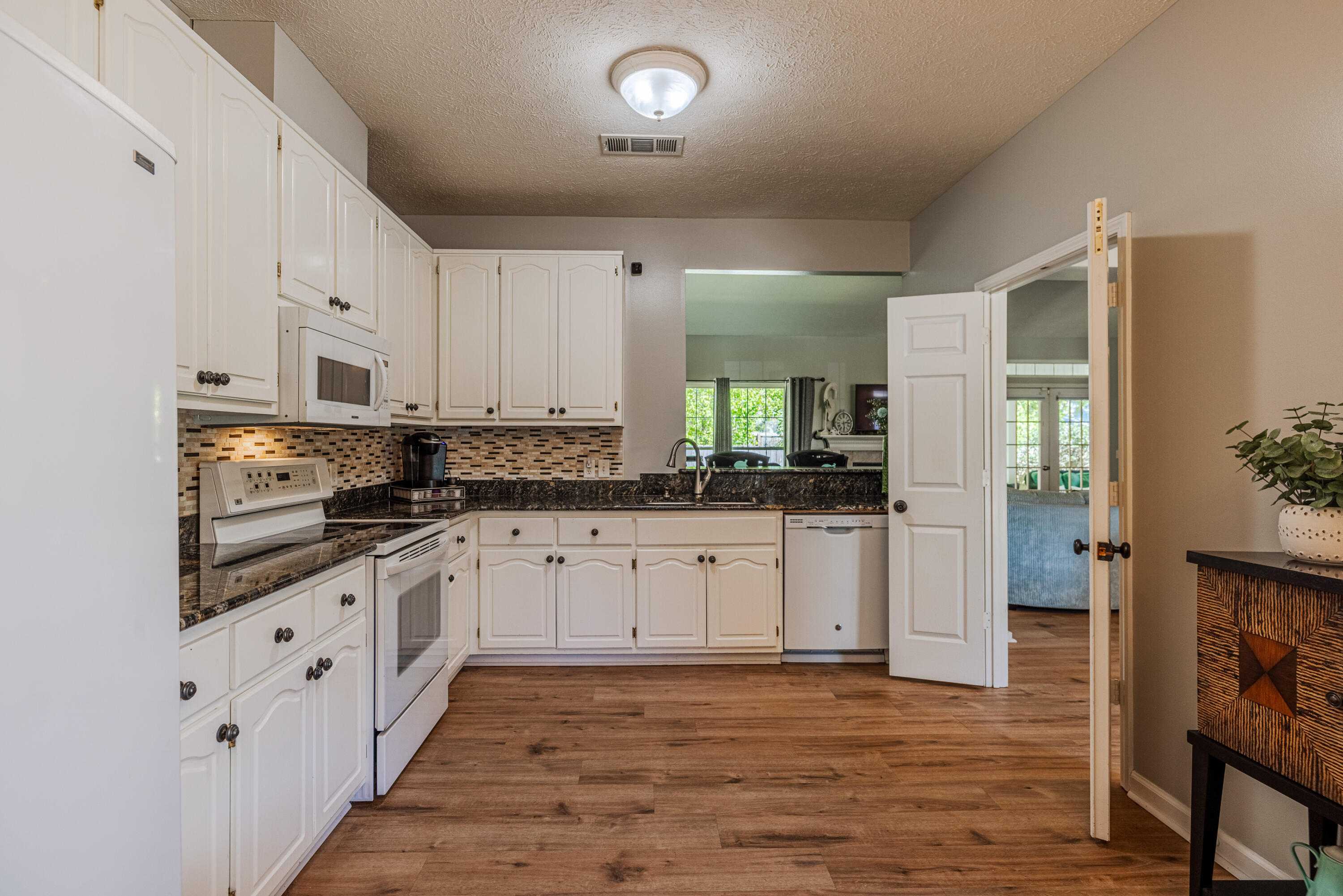 LYNDELL PLANTATION S/D - Residential