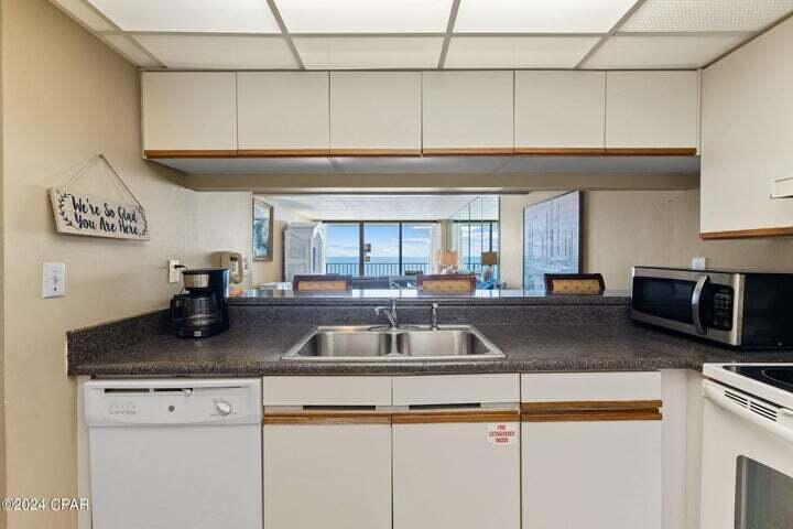 Edgewater Tower I - Residential