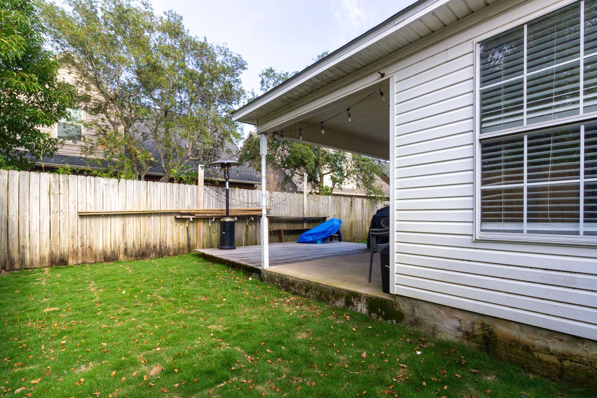 SANDY DUNES - Residential Lease