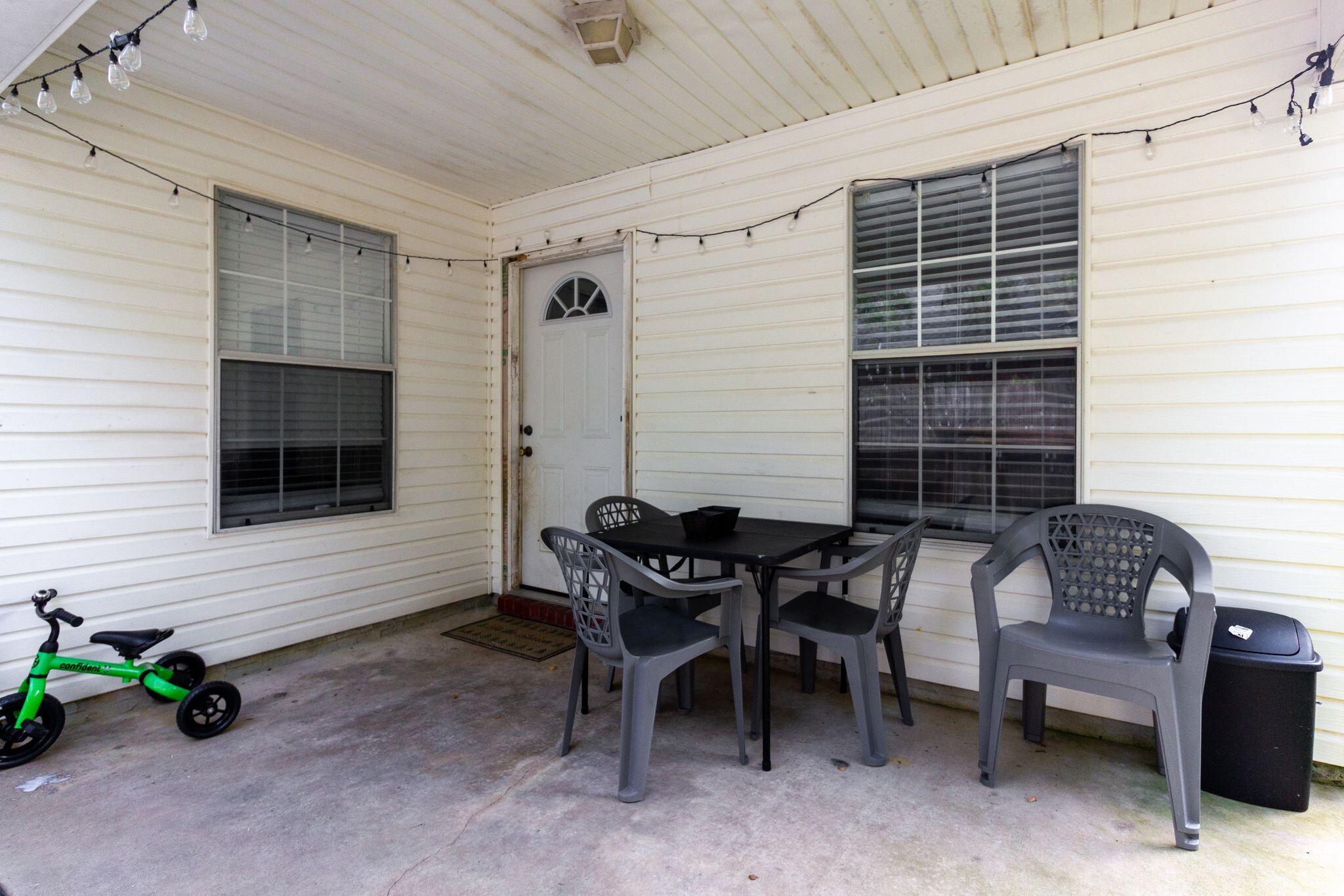 SANDY DUNES - Residential Lease