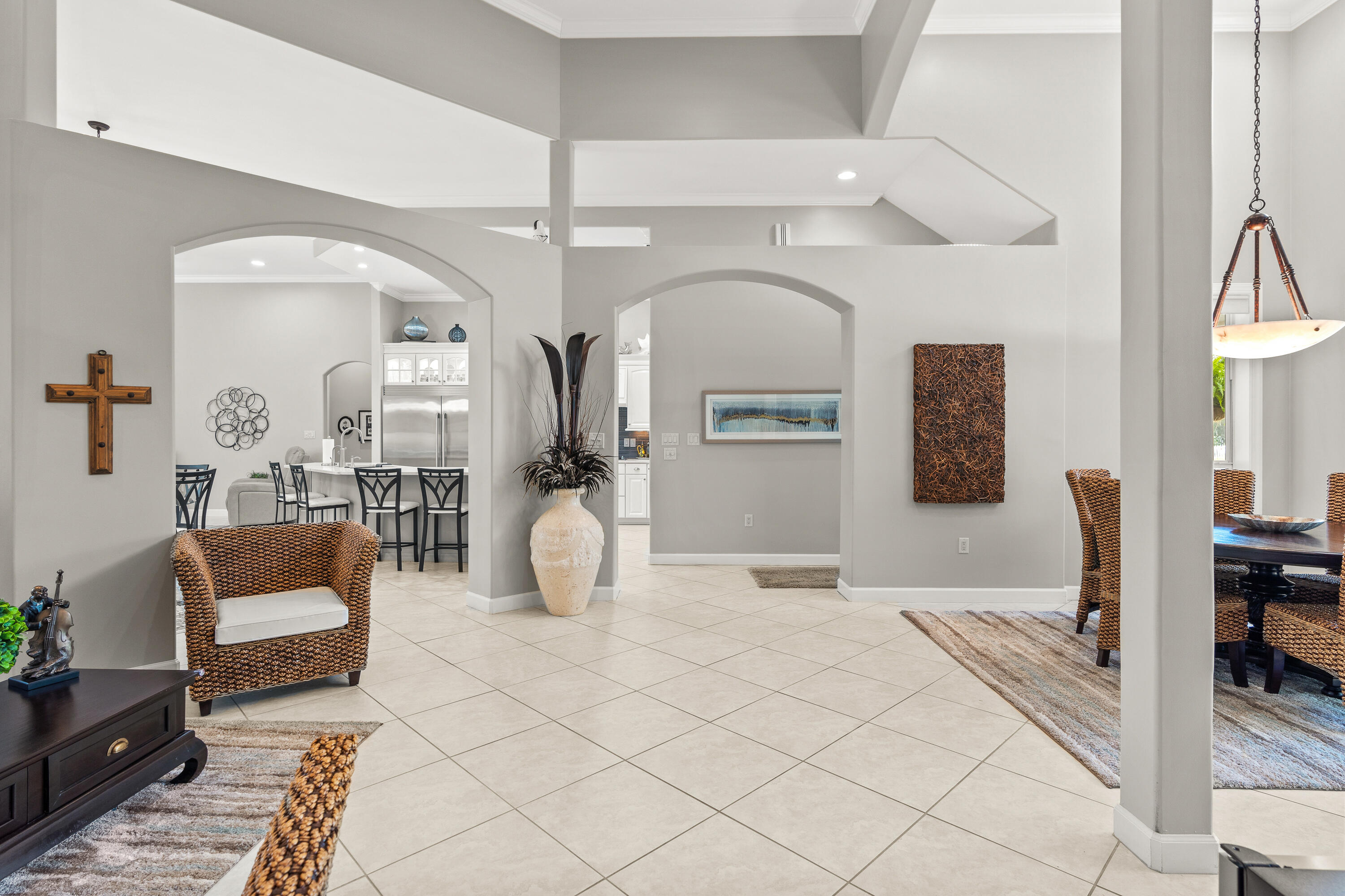 CRYSTAL LAKE - Residential