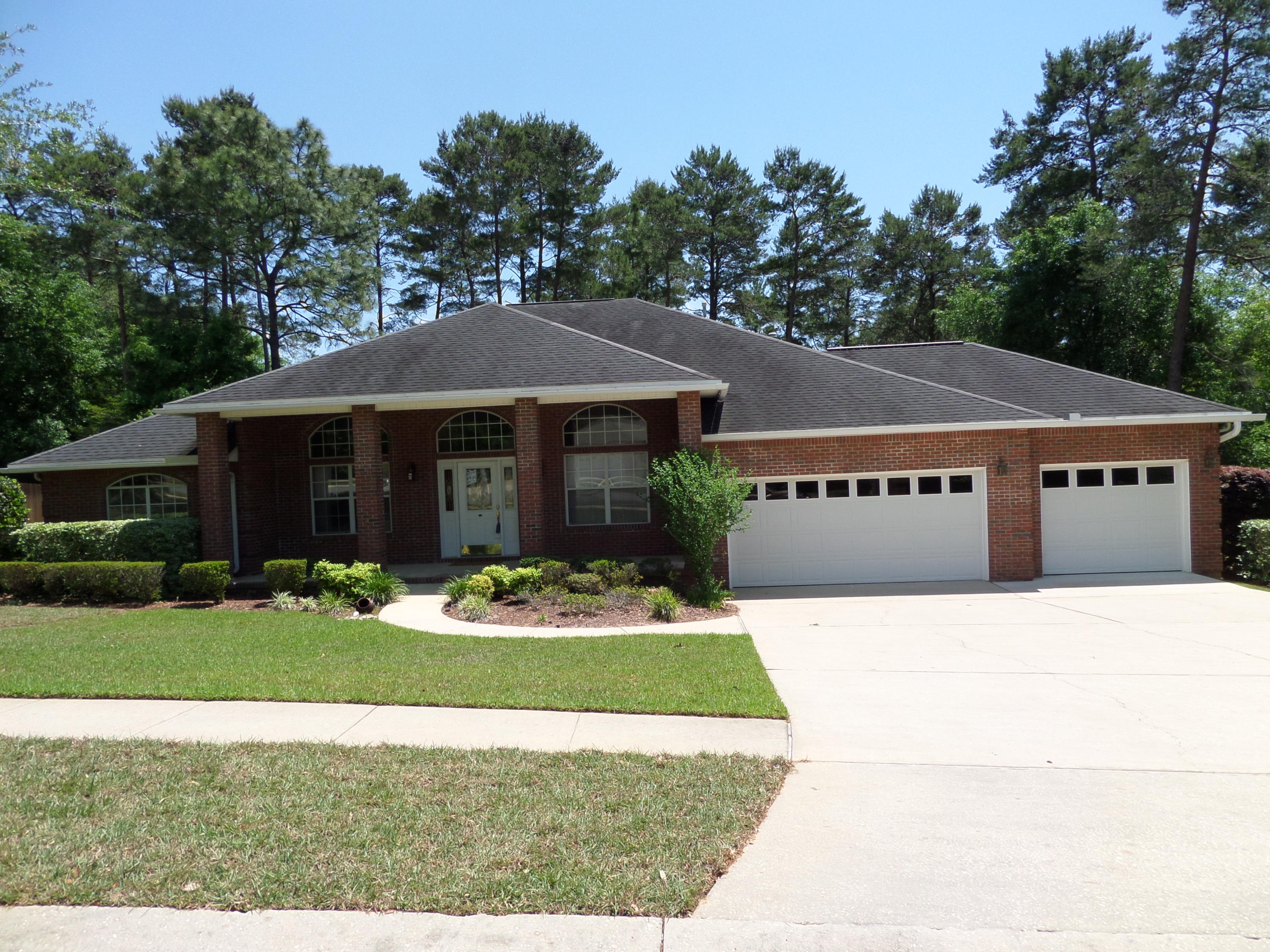 ROCKY BAYOU COUNTRY CLUB ESTATES 11 - Residential