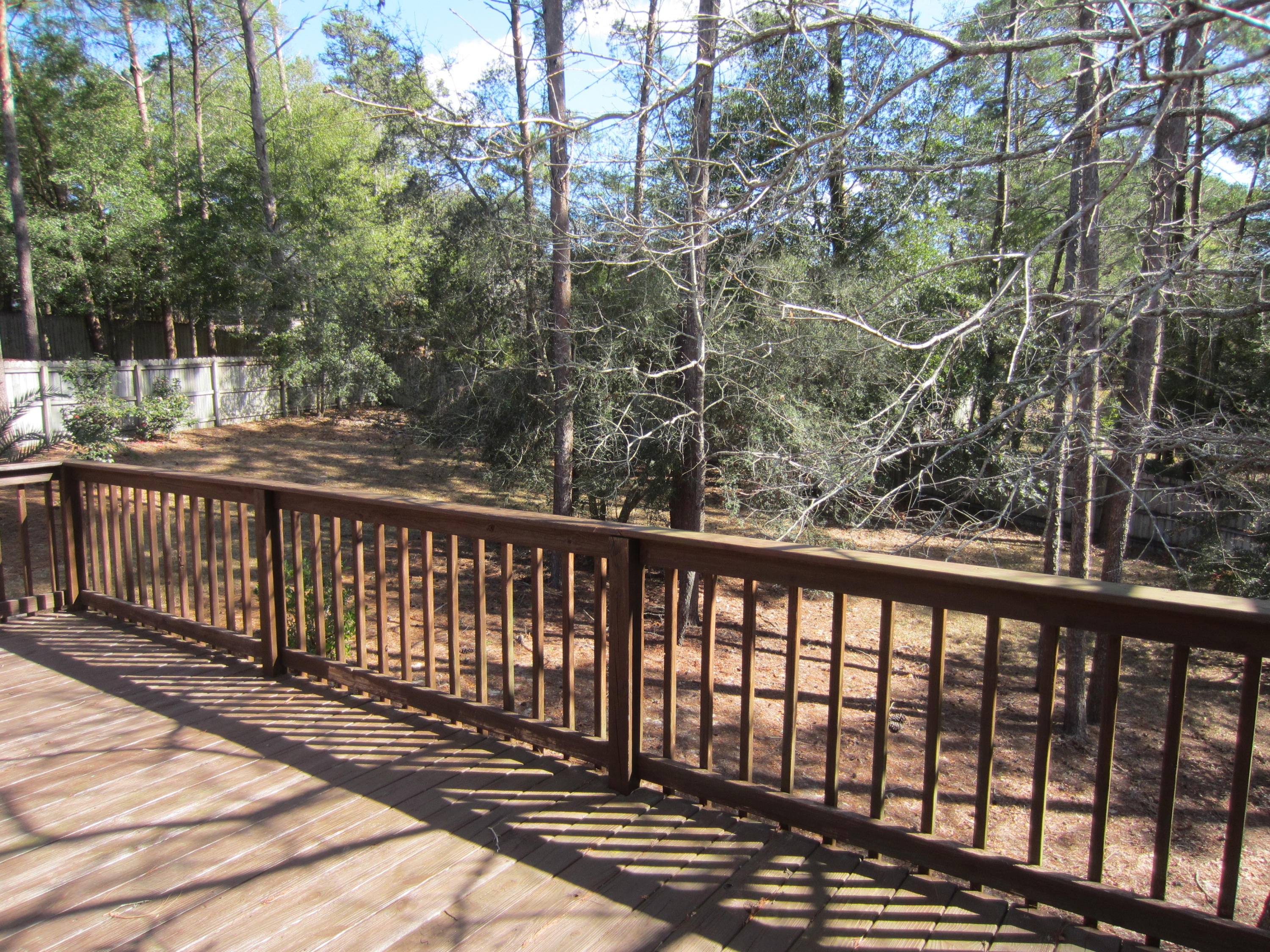 ROCKY BAYOU COUNTRY CLUB ESTATES 11 - Residential