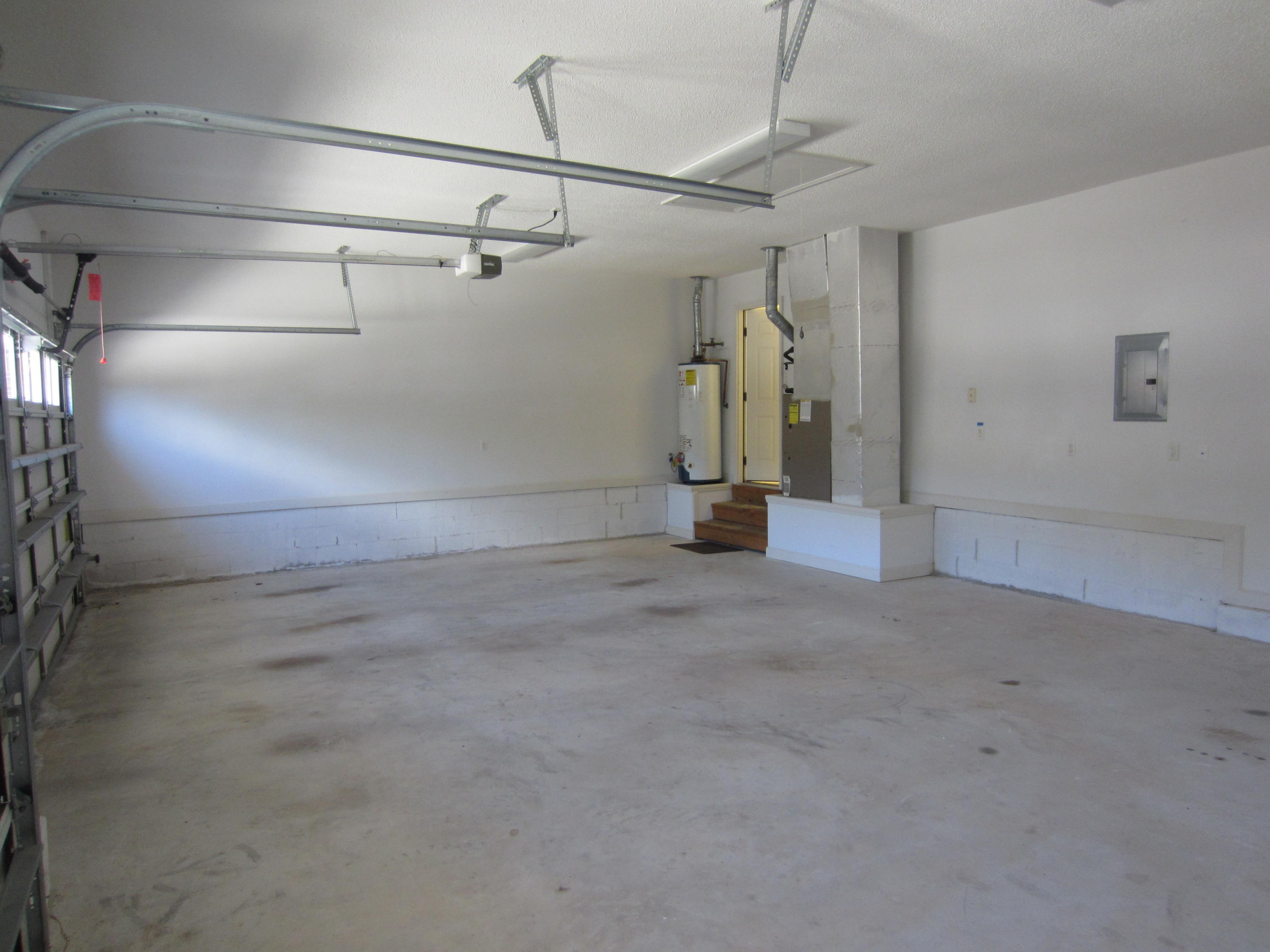 ROCKY BAYOU COUNTRY CLUB ESTATES 11 - Residential