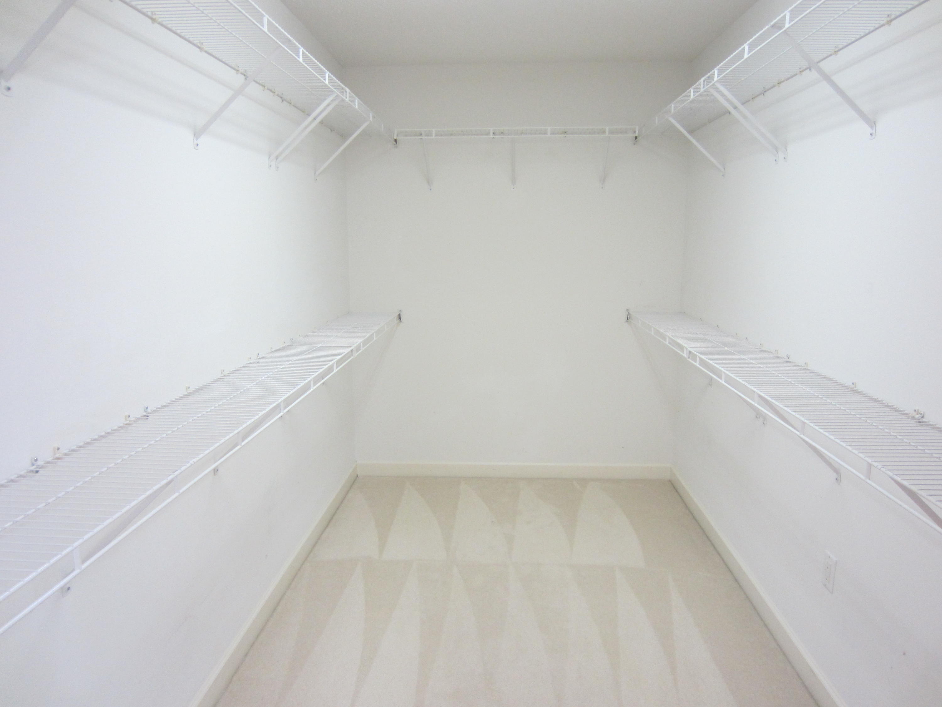 ROCKY BAYOU COUNTRY CLUB ESTATES 11 - Residential