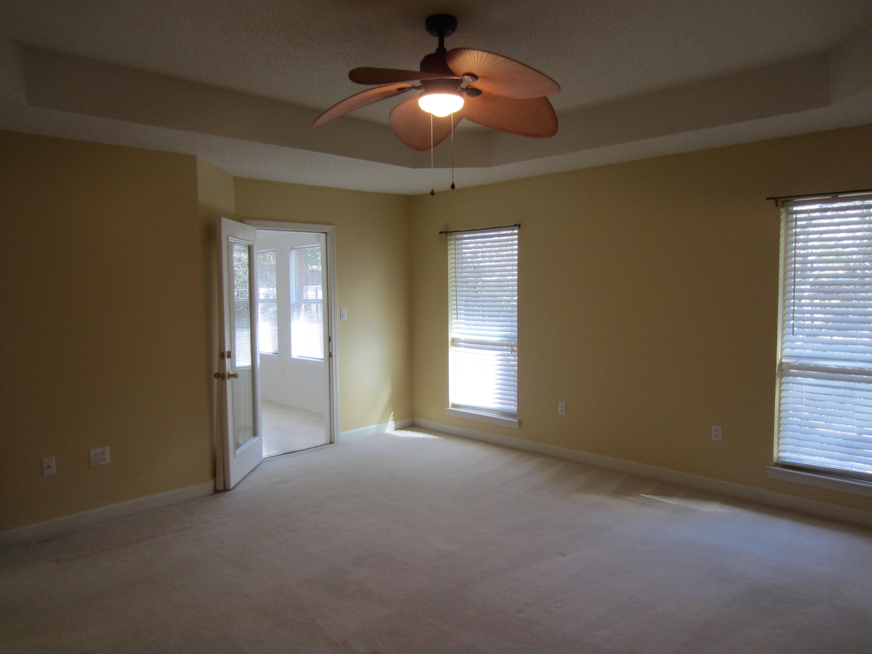 ROCKY BAYOU COUNTRY CLUB ESTATES 11 - Residential