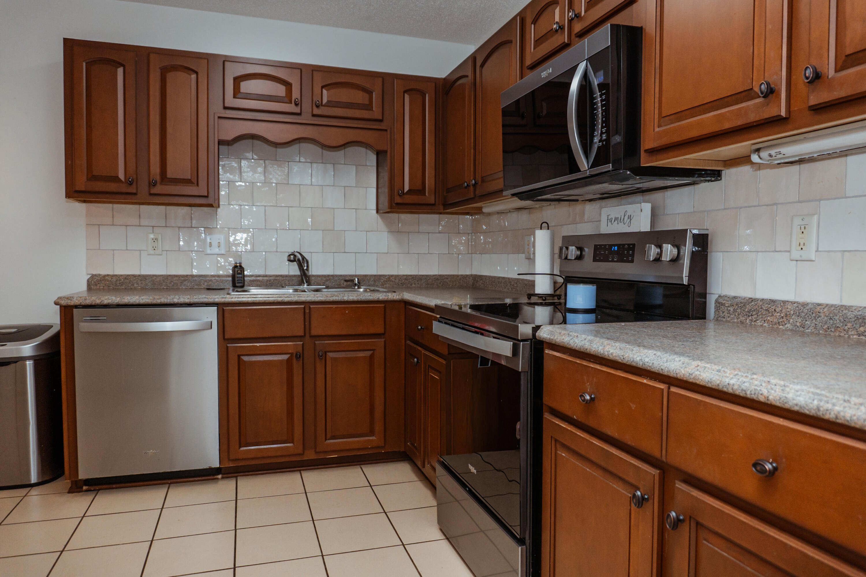 PINNACLE POINT - Residential