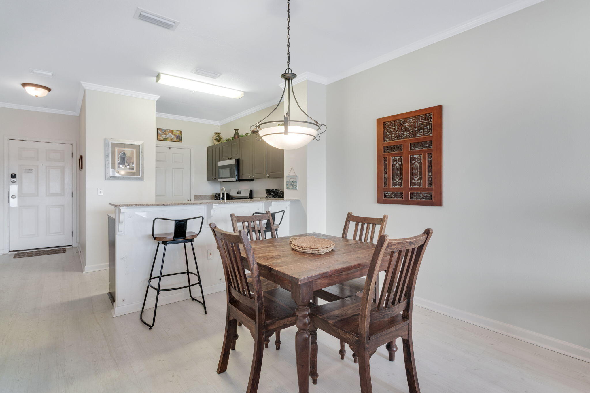 EMERALD WATERS - Residential