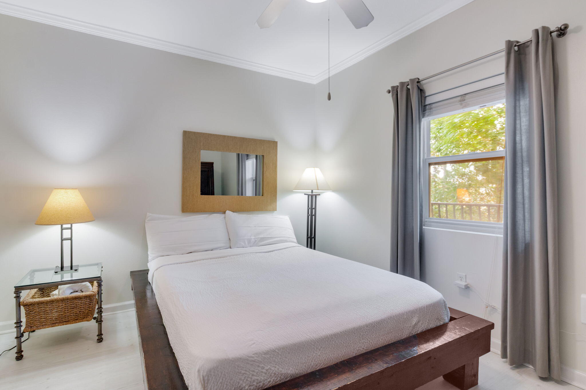 EMERALD WATERS - Residential