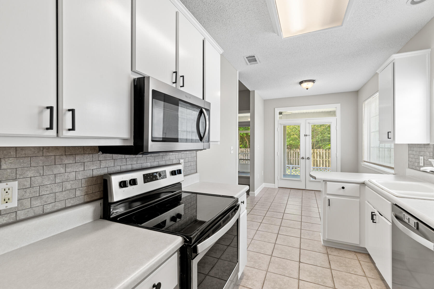 BAYSIDE - Residential