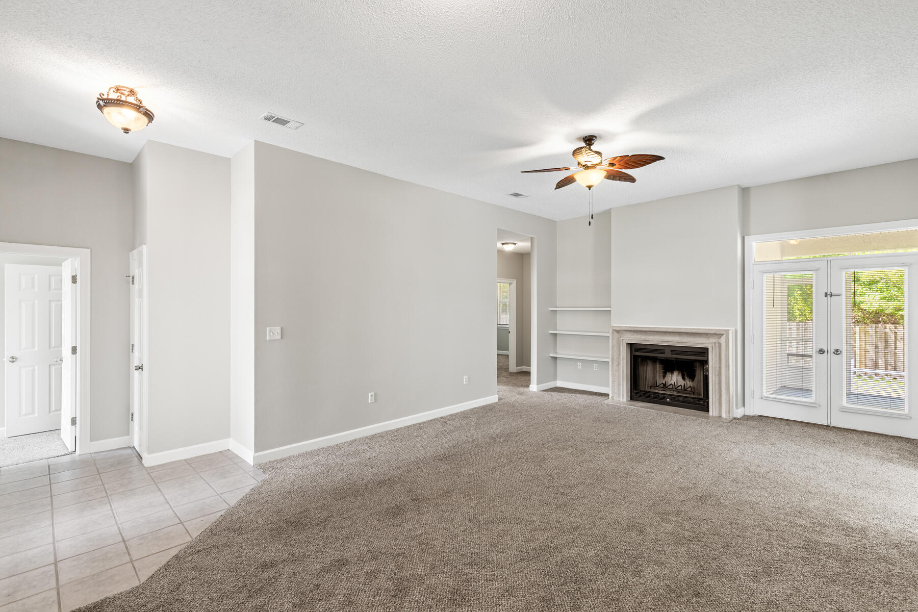 BAYSIDE - Residential