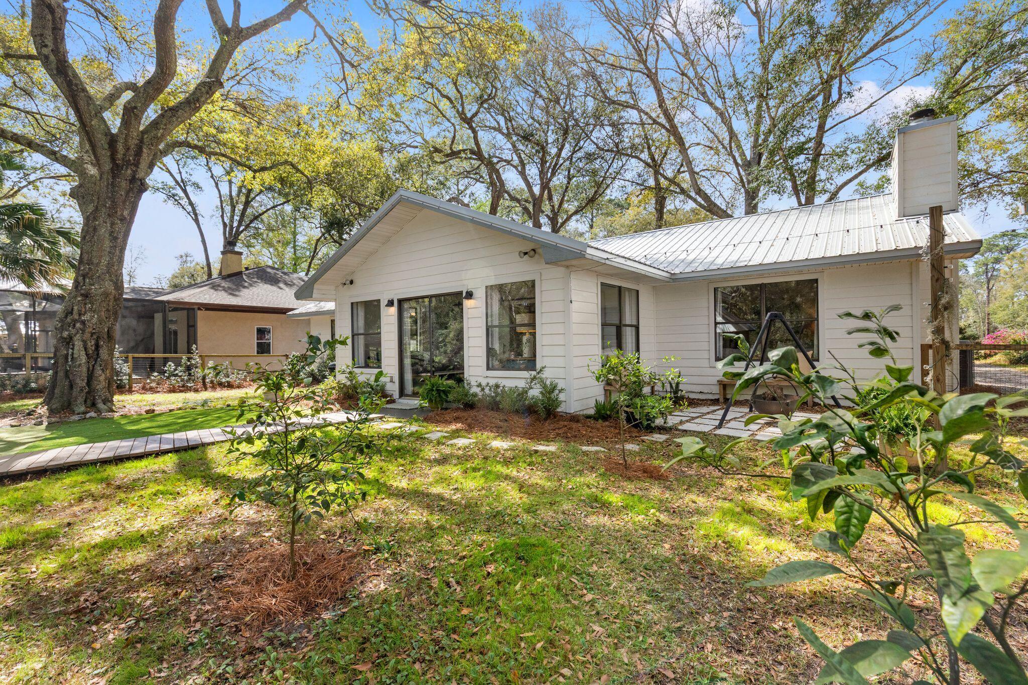 DAUGHETTES AMENDED - Residential