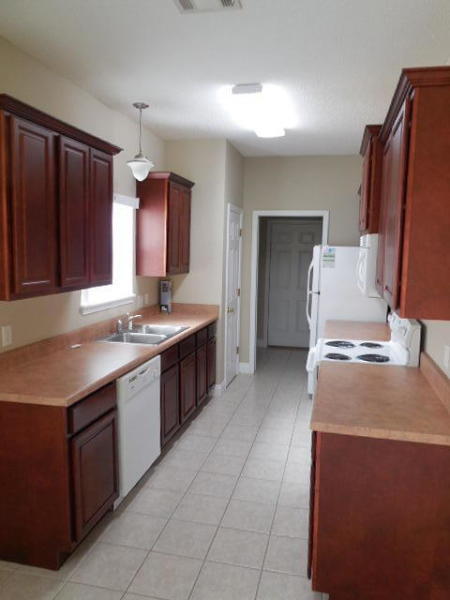 CRESCENT HEIGHTS - Residential Lease