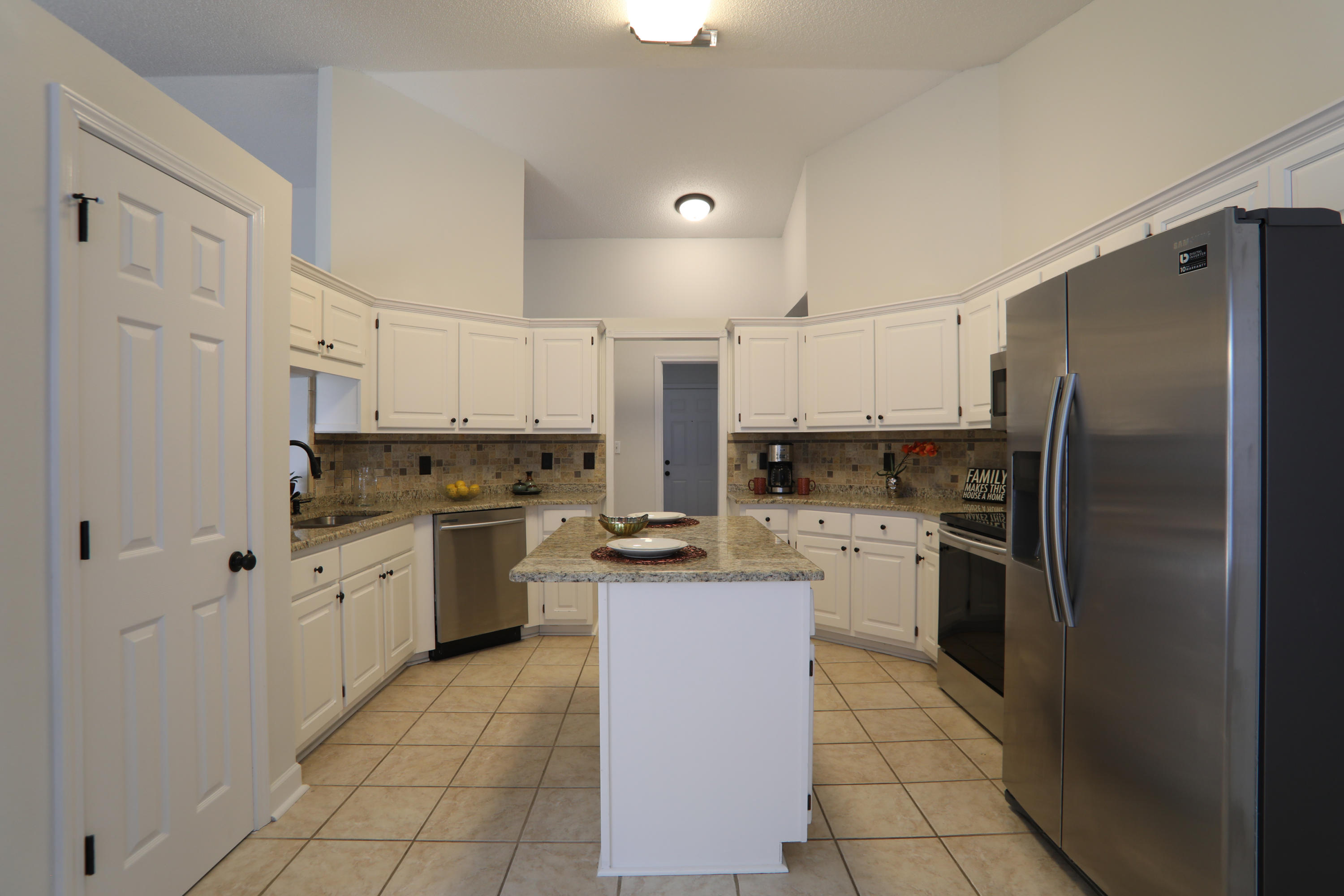 HOLLEY BY THE SEA - Residential