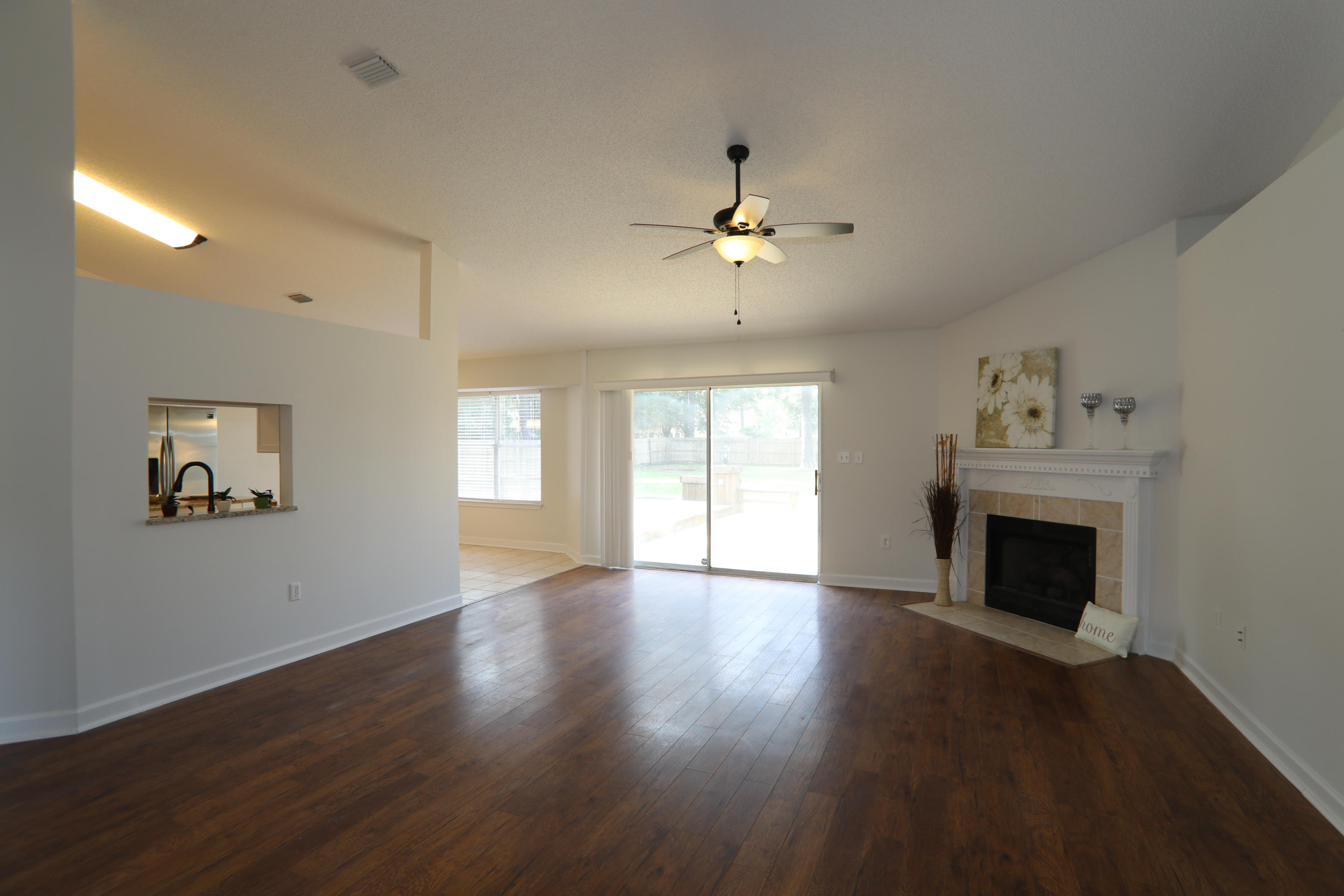 HOLLEY BY THE SEA - Residential