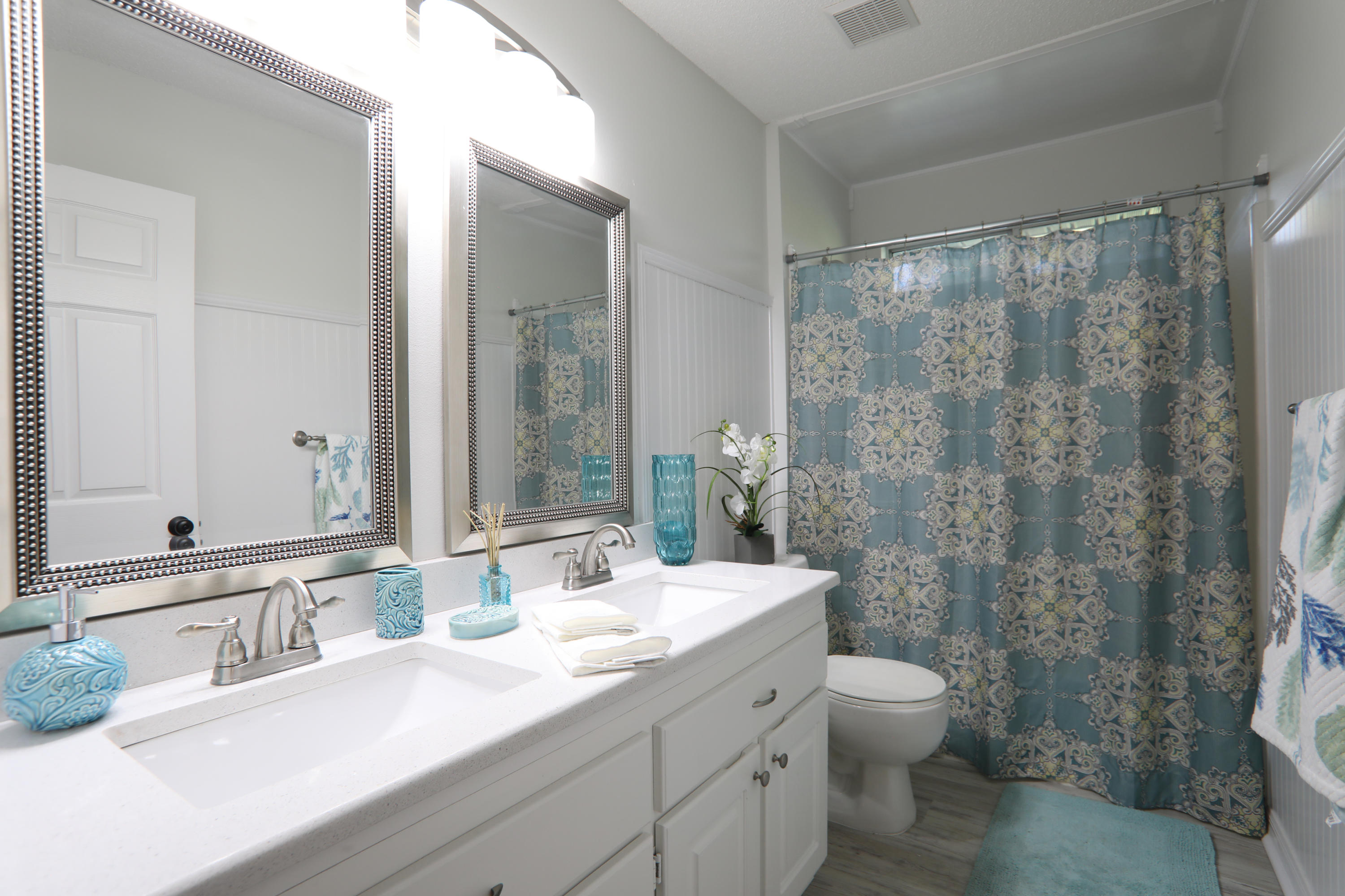 HOLLEY BY THE SEA - Residential