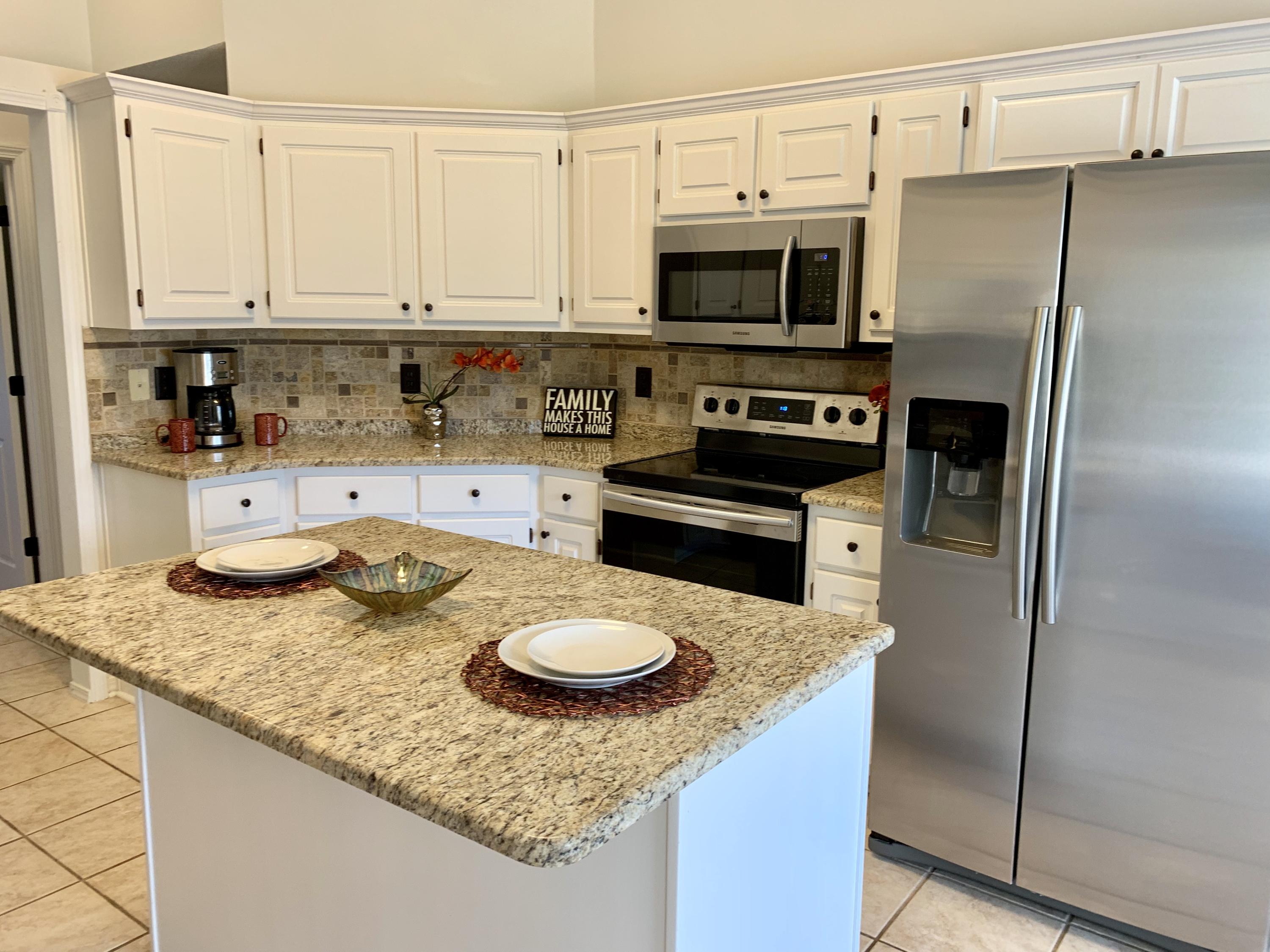 HOLLEY BY THE SEA - Residential