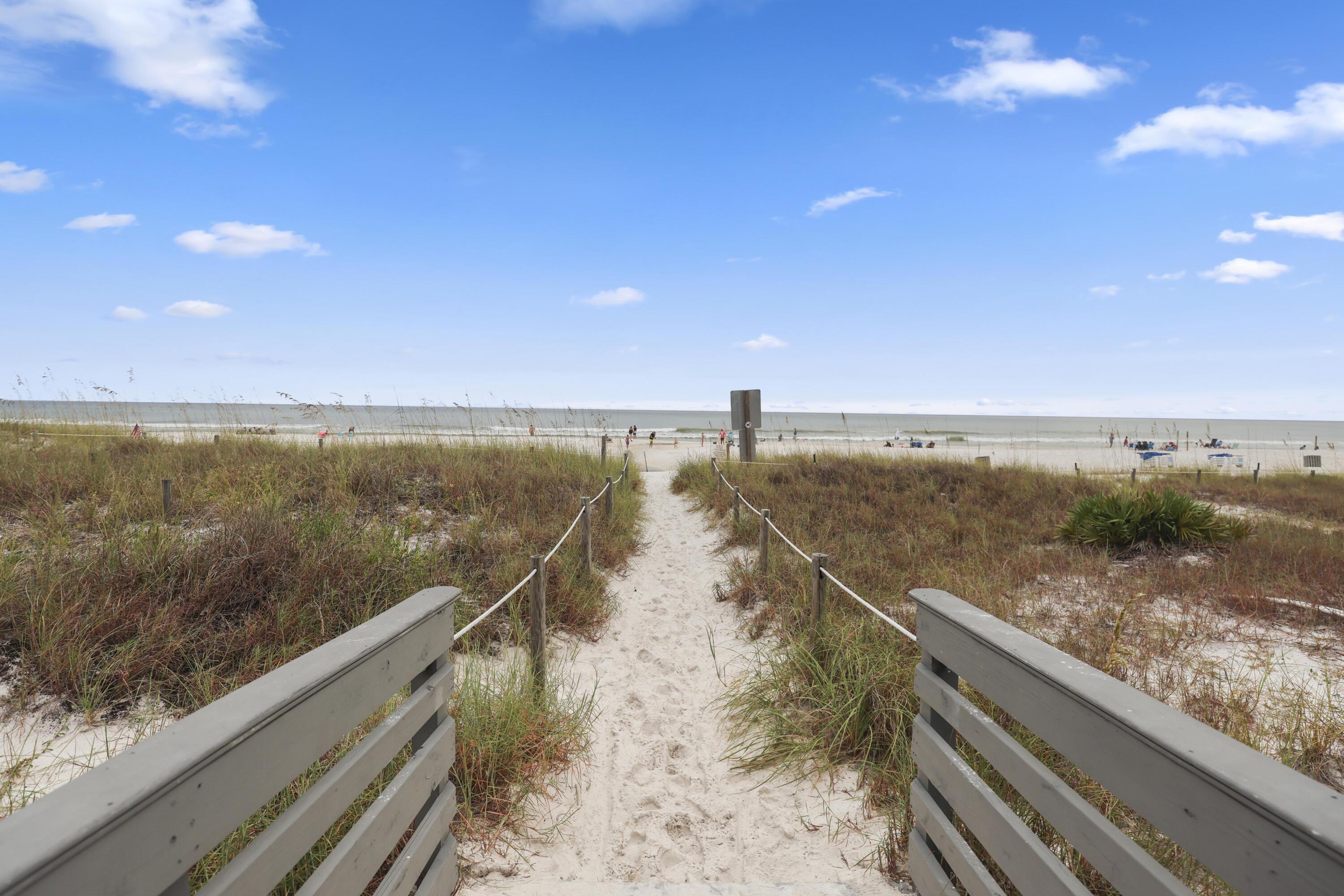 PEACHTREE PLACE II CONDO - Residential