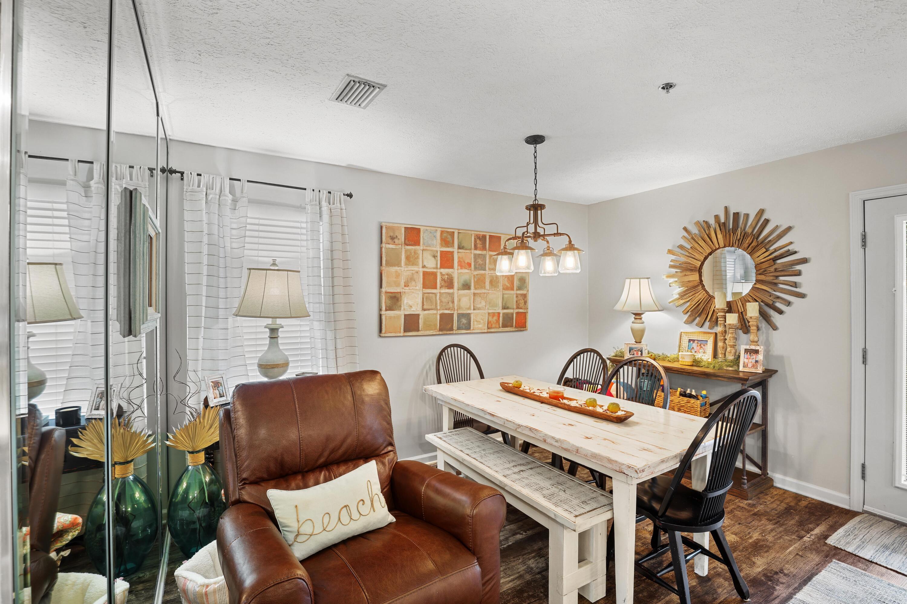 PEACHTREE PLACE II CONDO - Residential