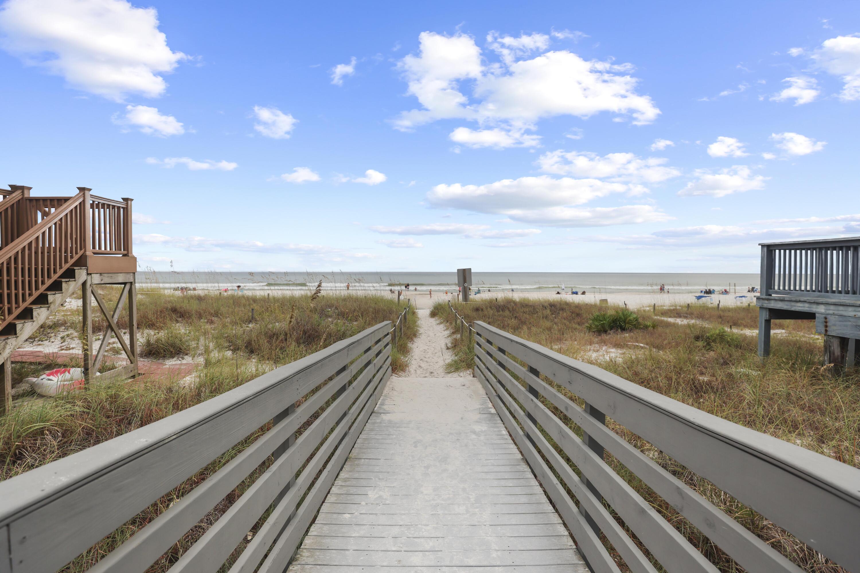 PEACHTREE PLACE II CONDO - Residential