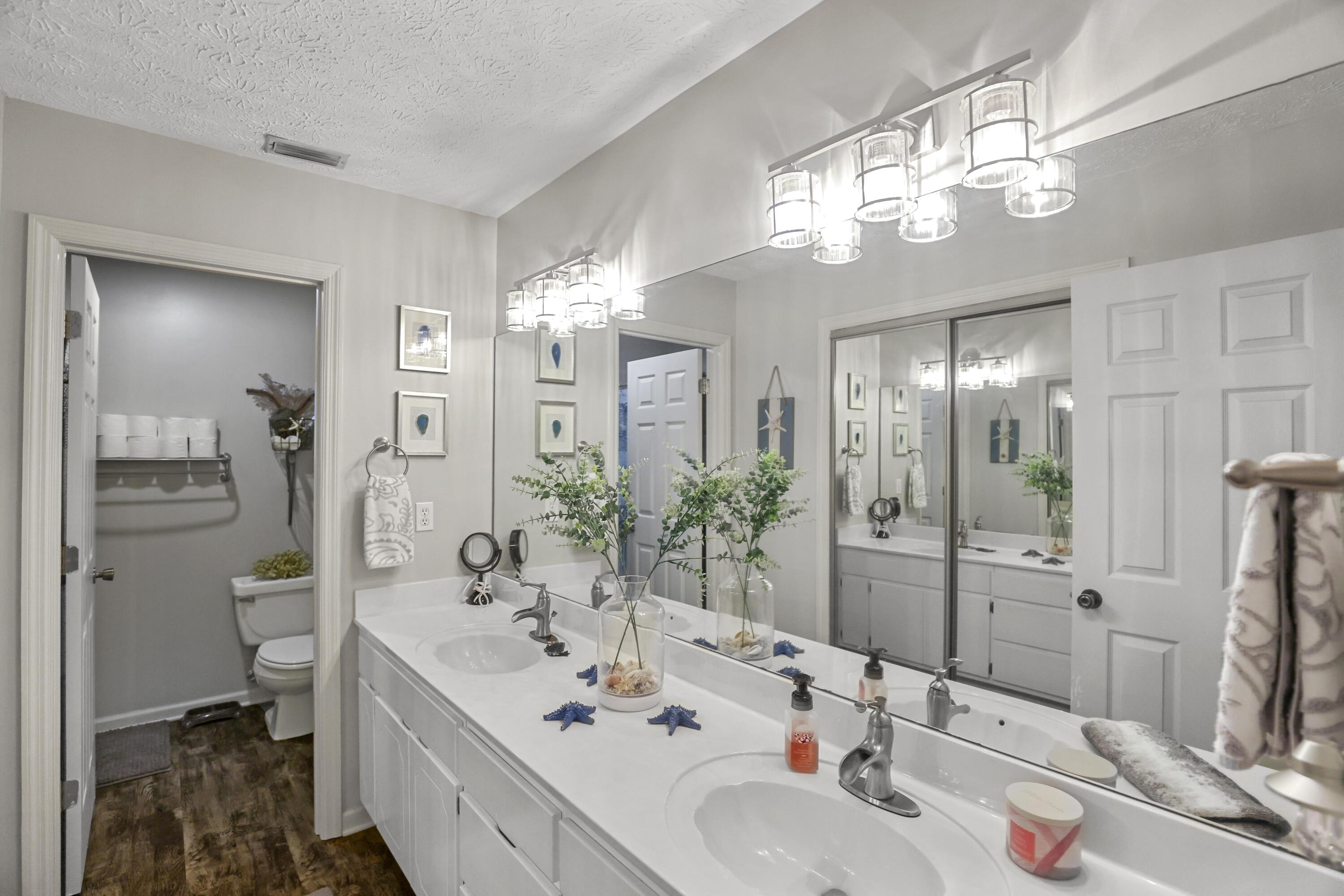 PEACHTREE PLACE II CONDO - Residential