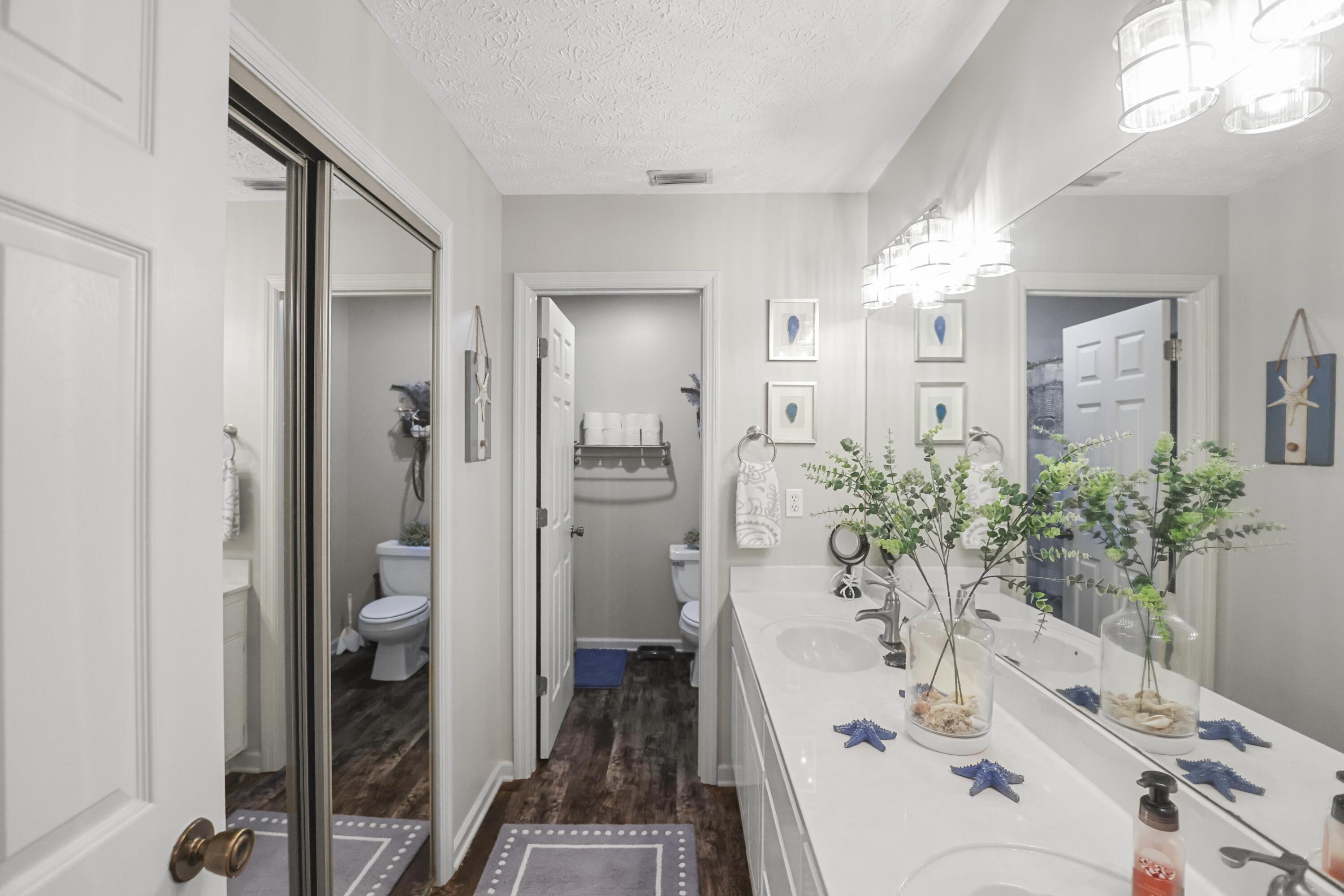 PEACHTREE PLACE II CONDO - Residential