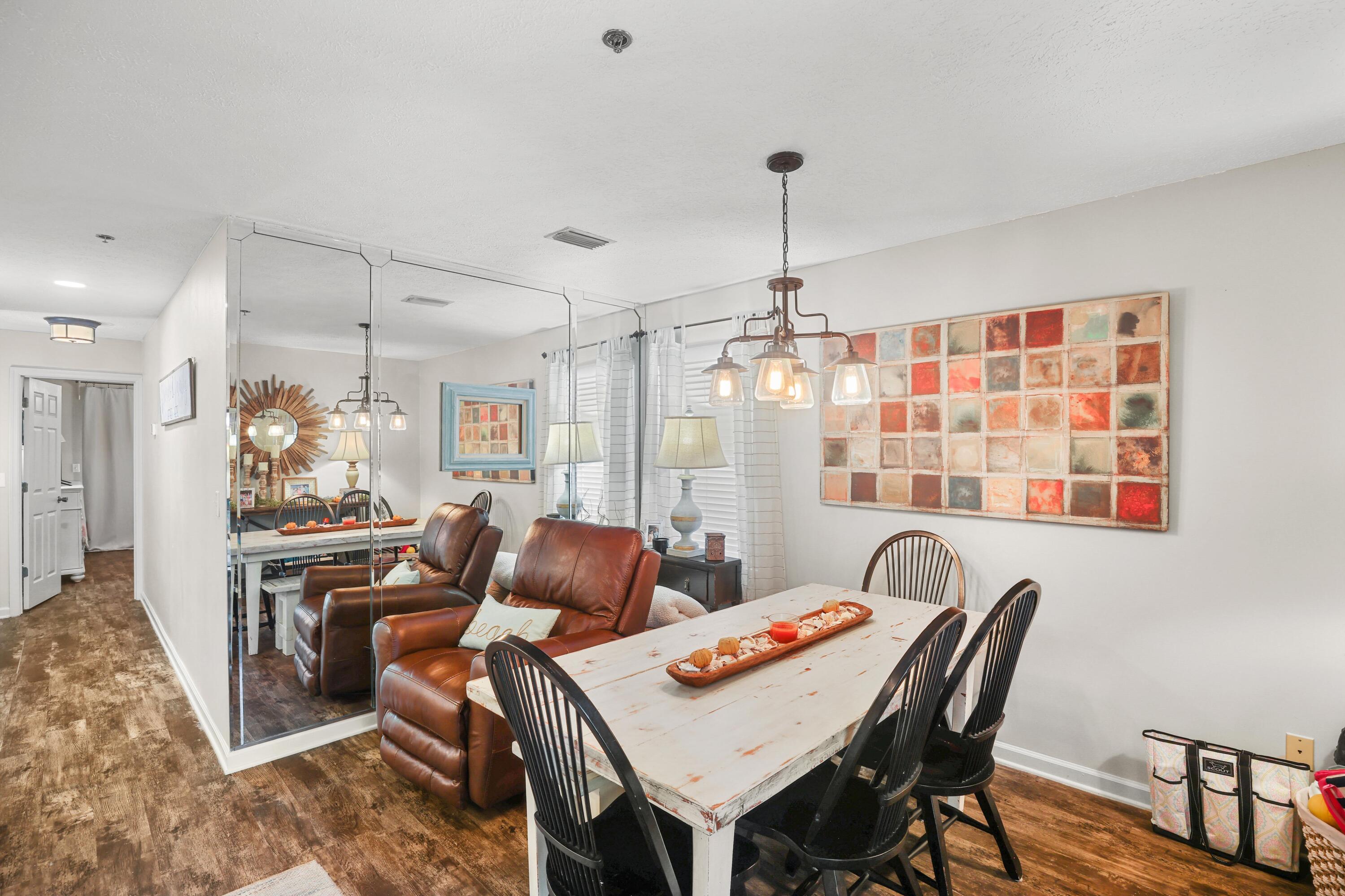 PEACHTREE PLACE II CONDO - Residential