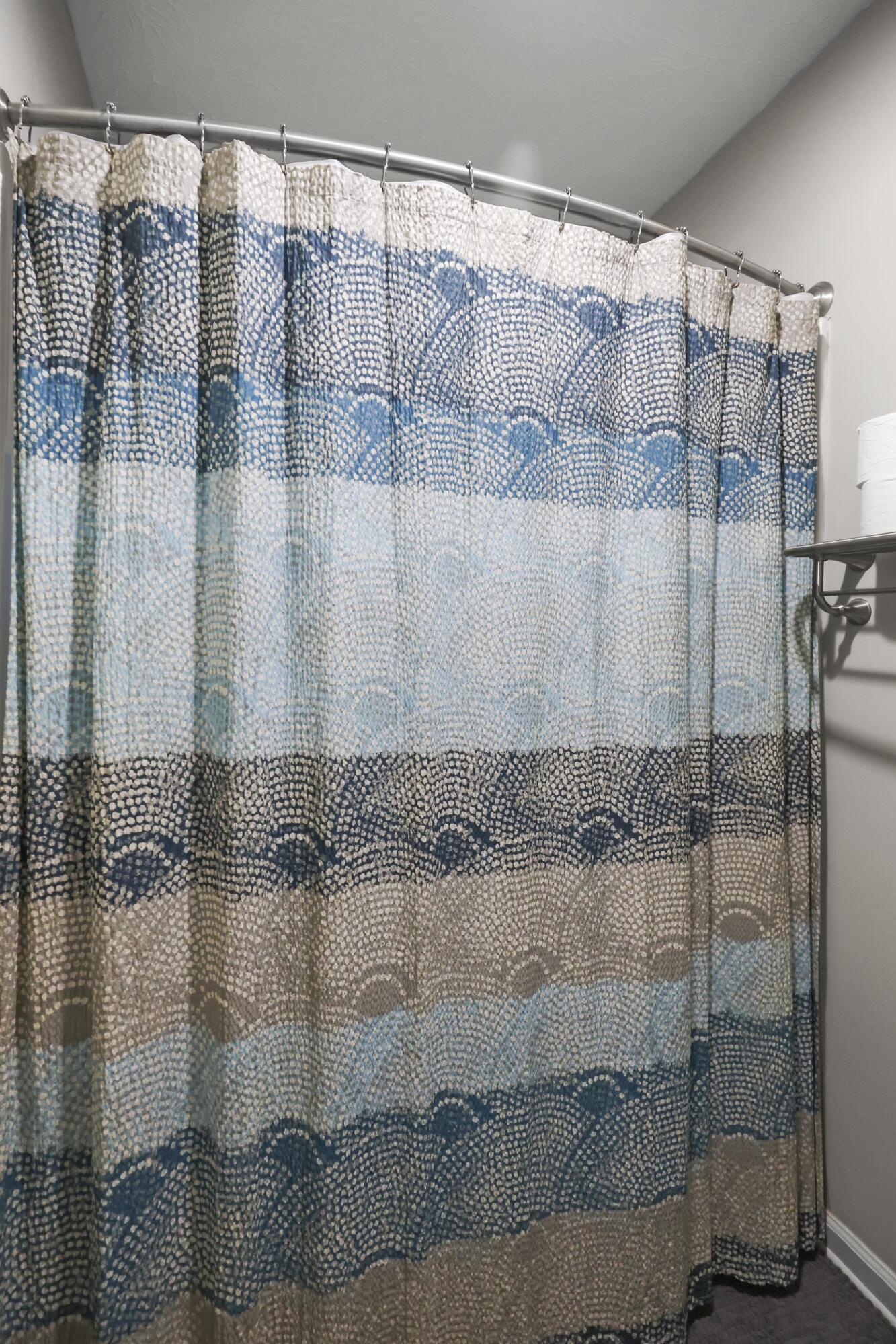 PEACHTREE PLACE II CONDO - Residential