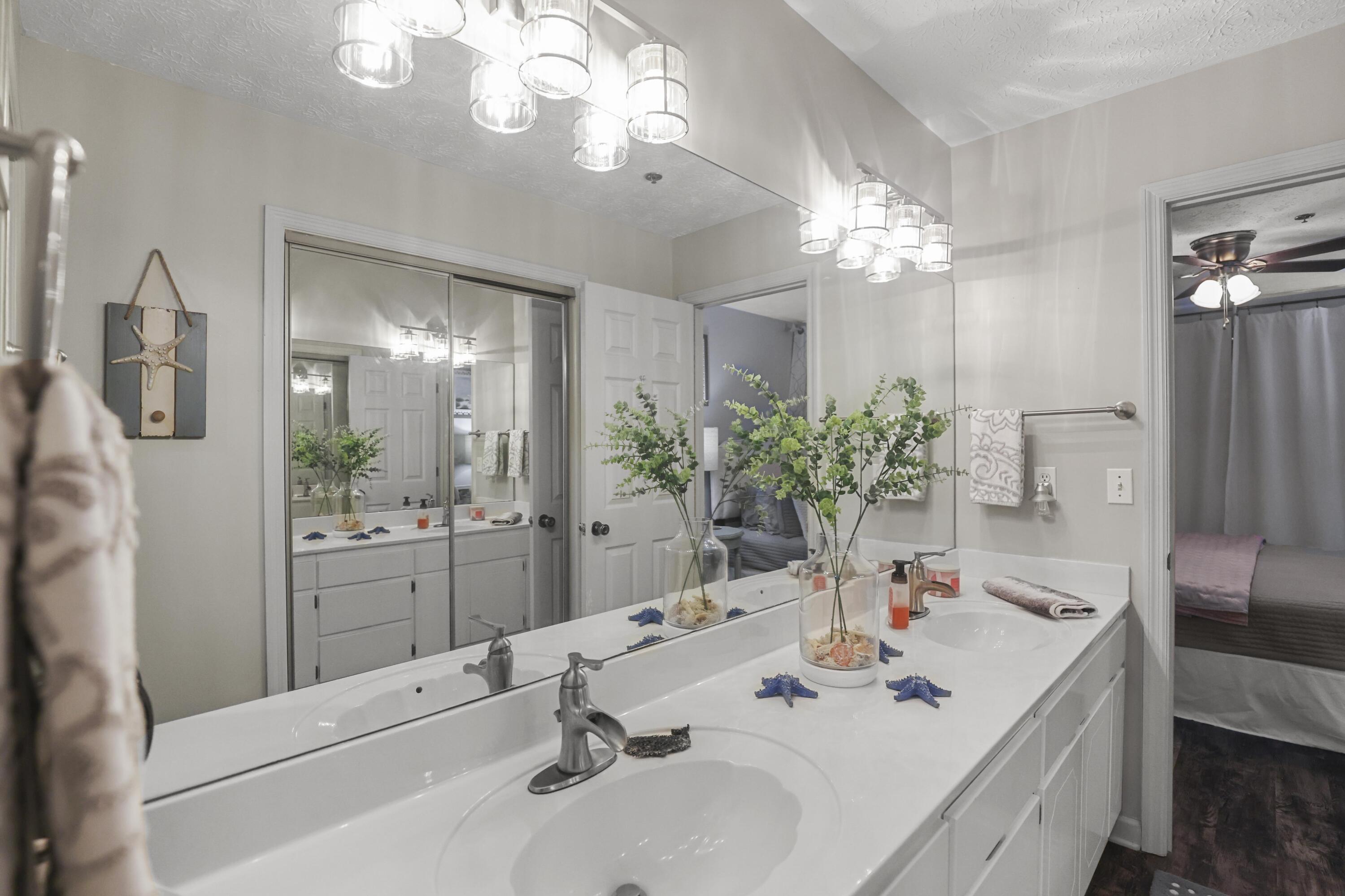 PEACHTREE PLACE II CONDO - Residential