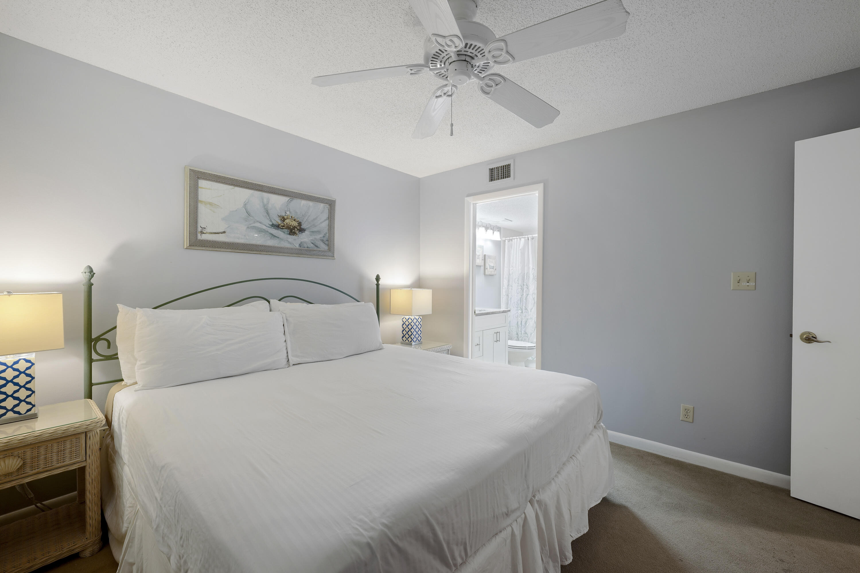 HIDDEN DUNES BEACH COTTAGES 1 - Residential