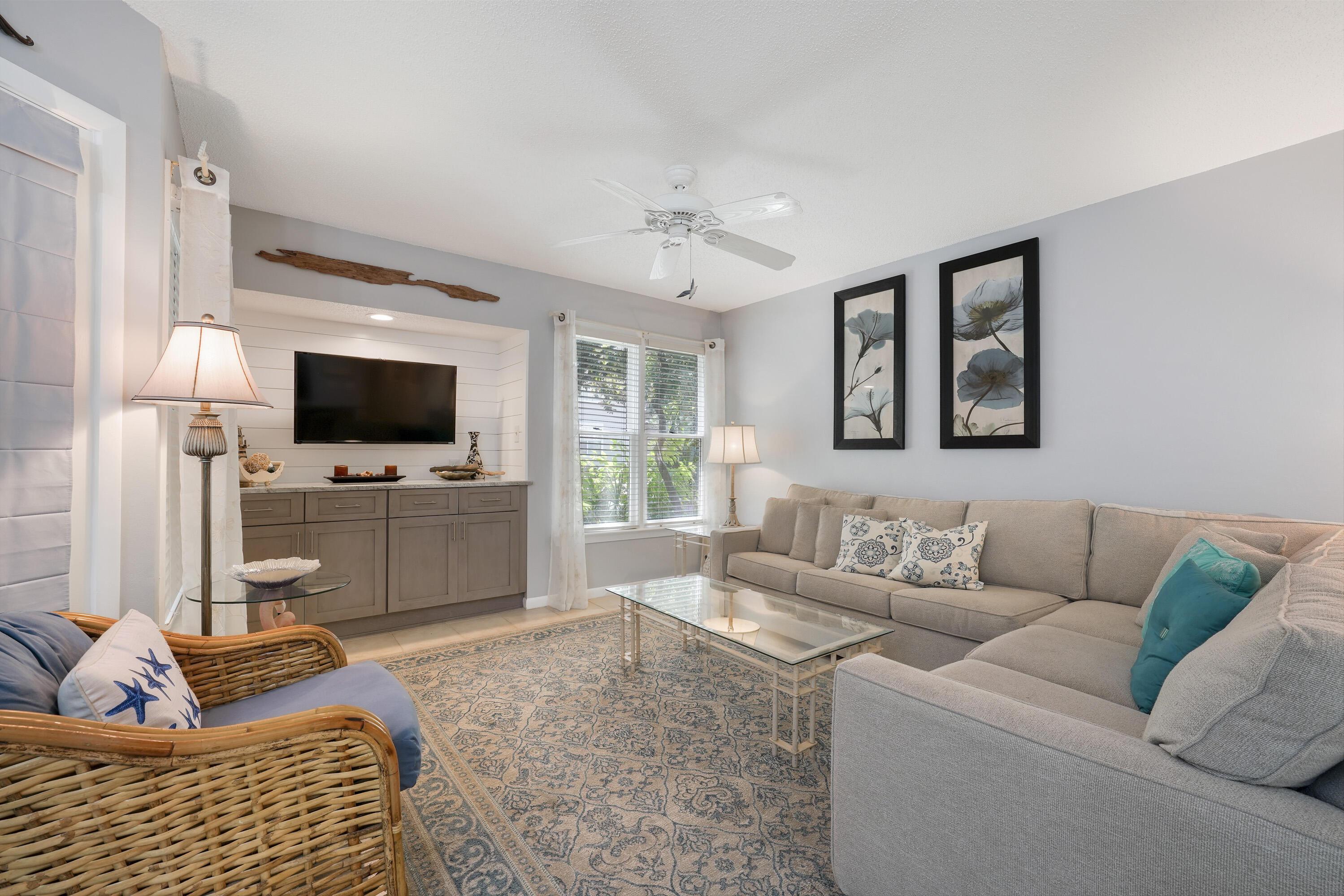 HIDDEN DUNES BEACH COTTAGES 1 - Residential