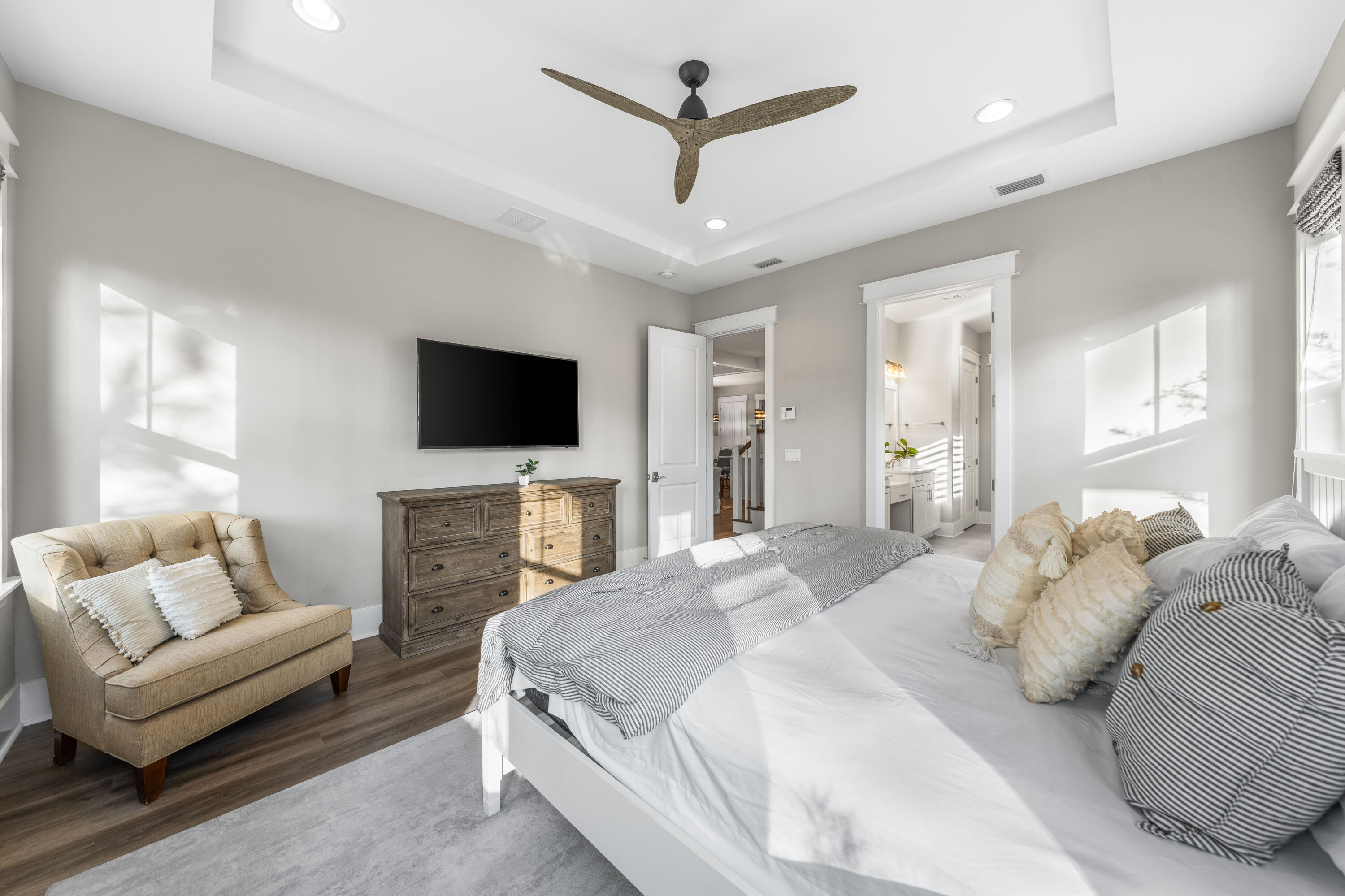 NATUREWALK AT SEAGROVE - Residential