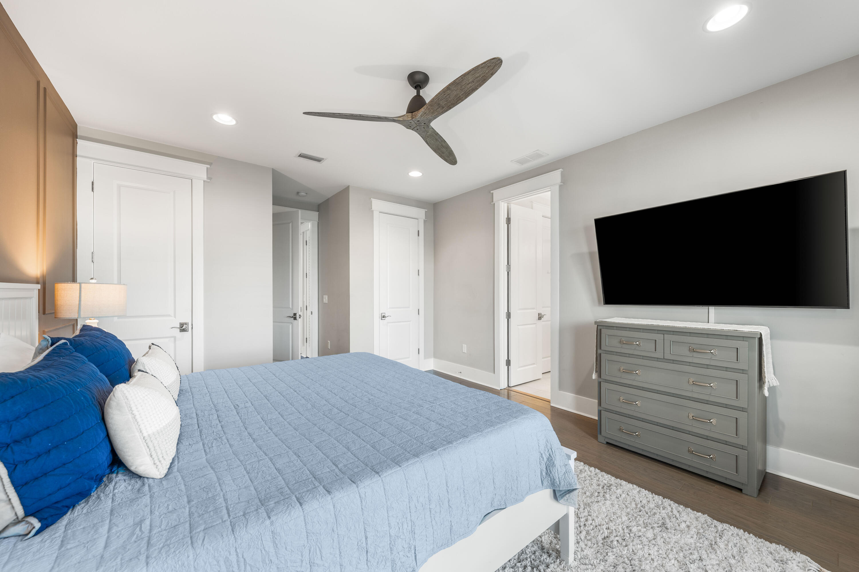 NATUREWALK AT SEAGROVE - Residential