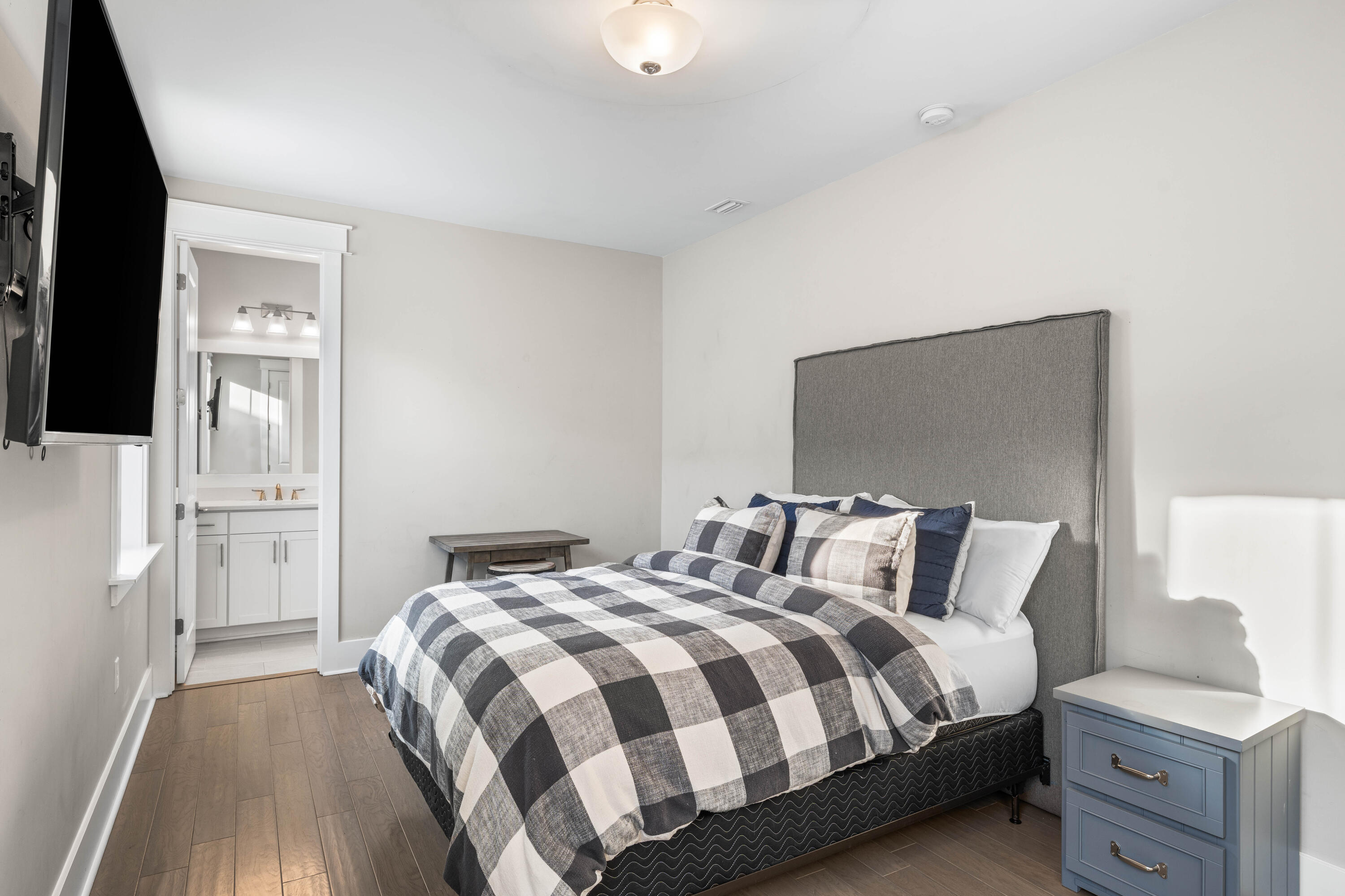 NATUREWALK AT SEAGROVE - Residential