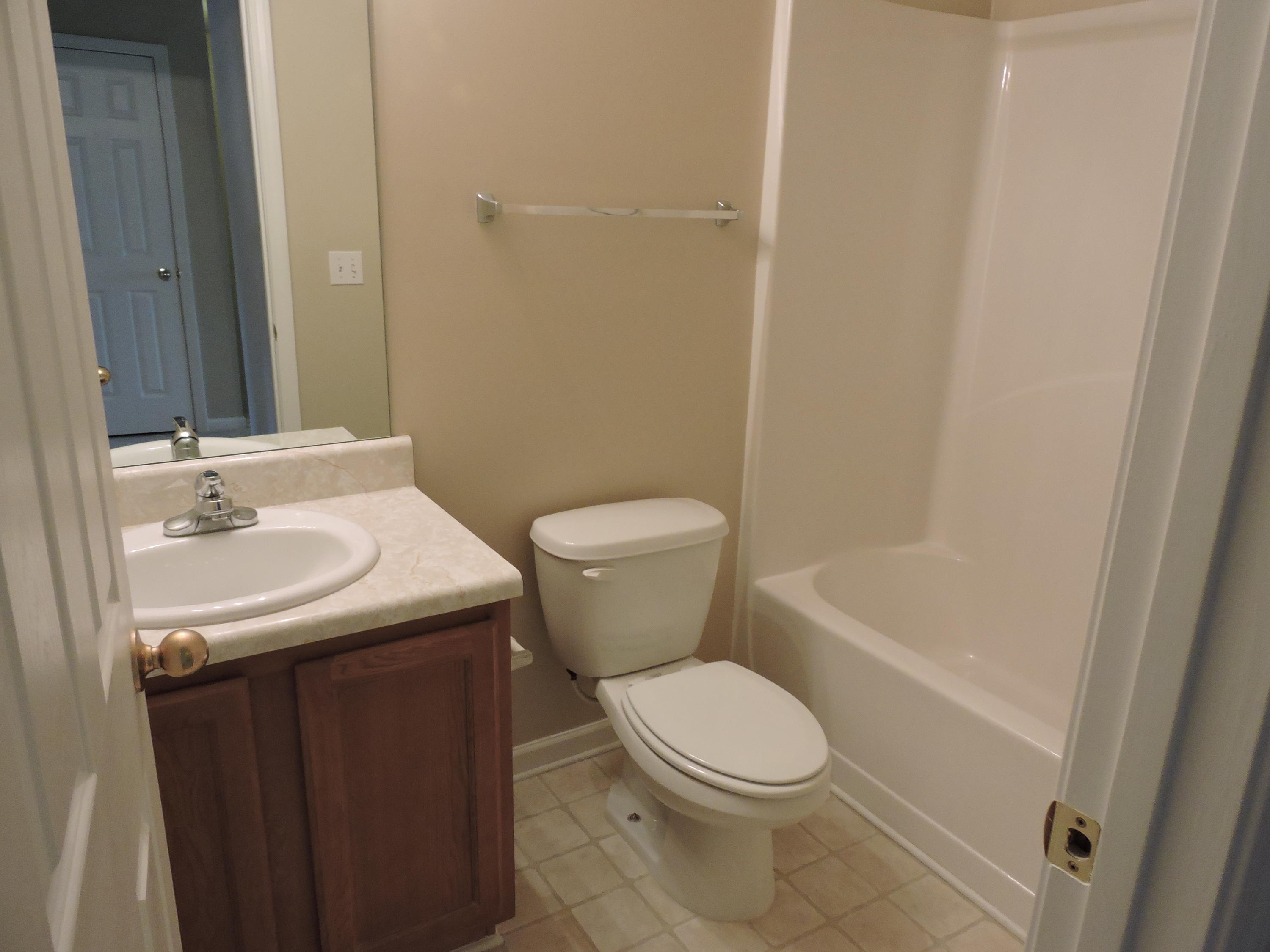 ROLLING PINES - Residential Lease