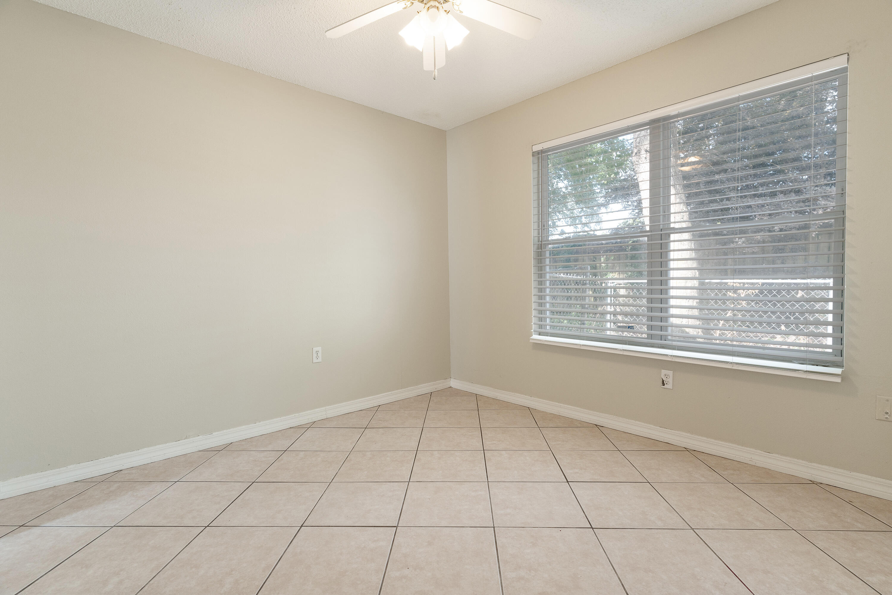 CANDLEWOOD VILLAGE - Residential