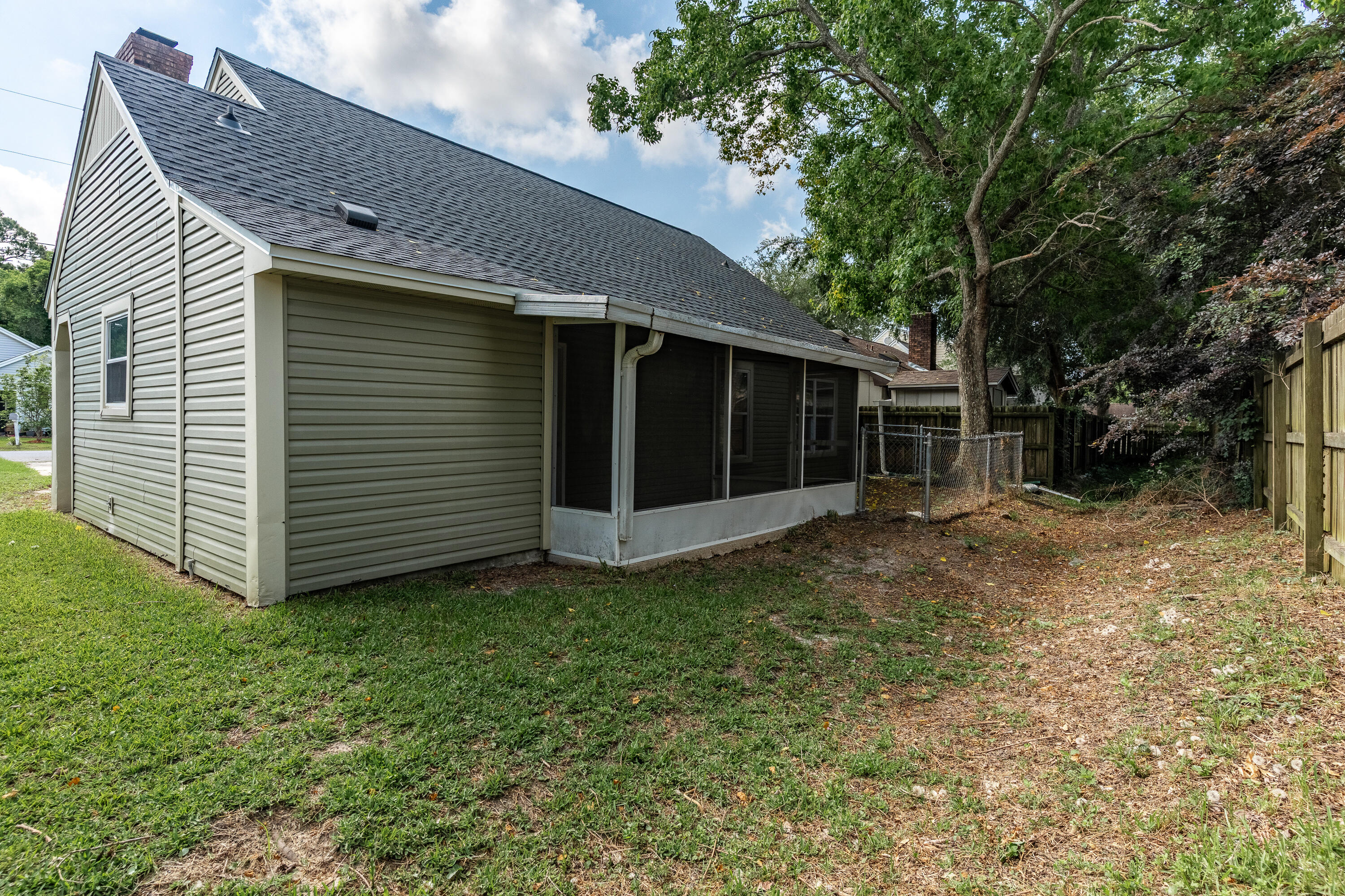 CANDLEWOOD VILLAGE - Residential
