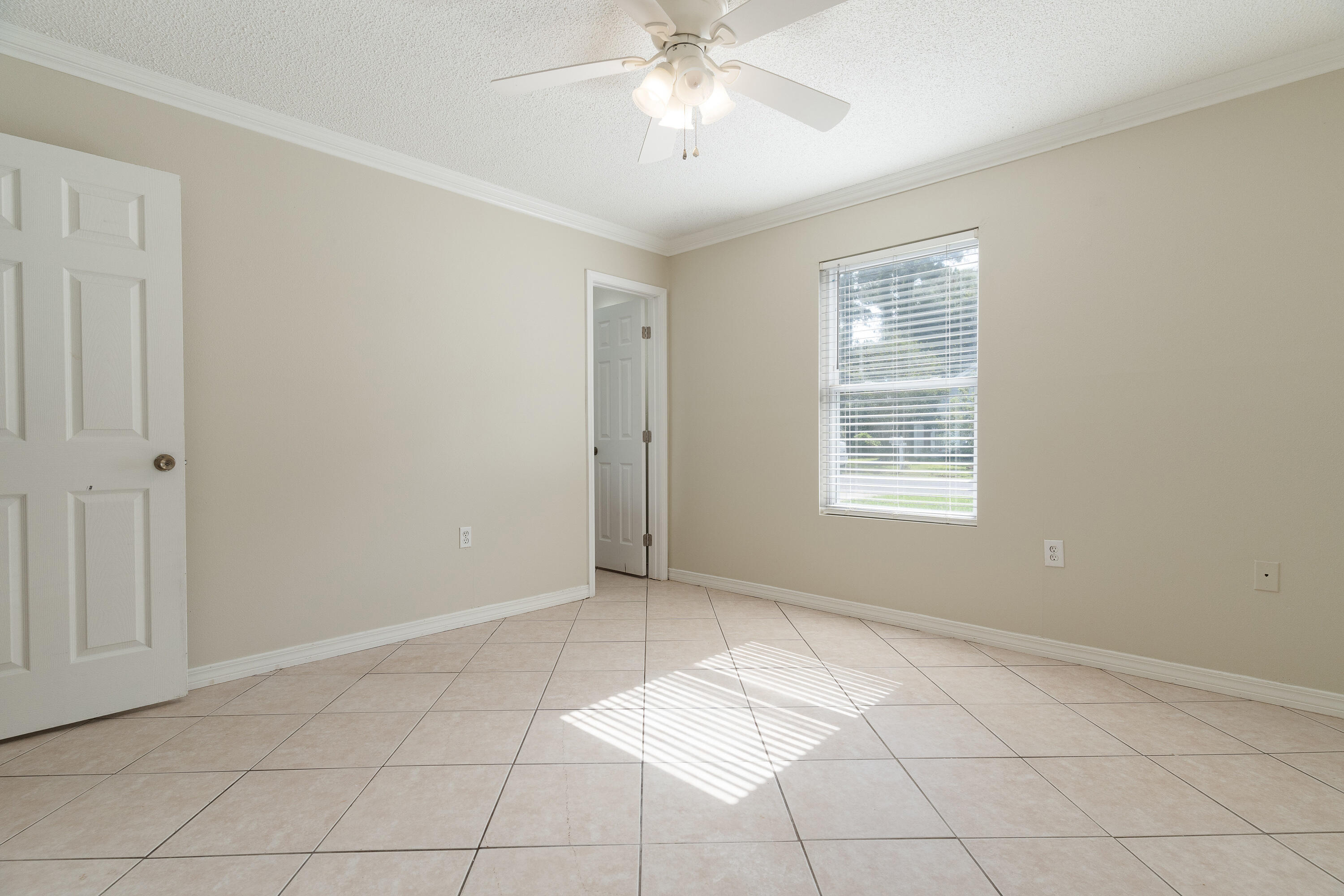 CANDLEWOOD VILLAGE - Residential