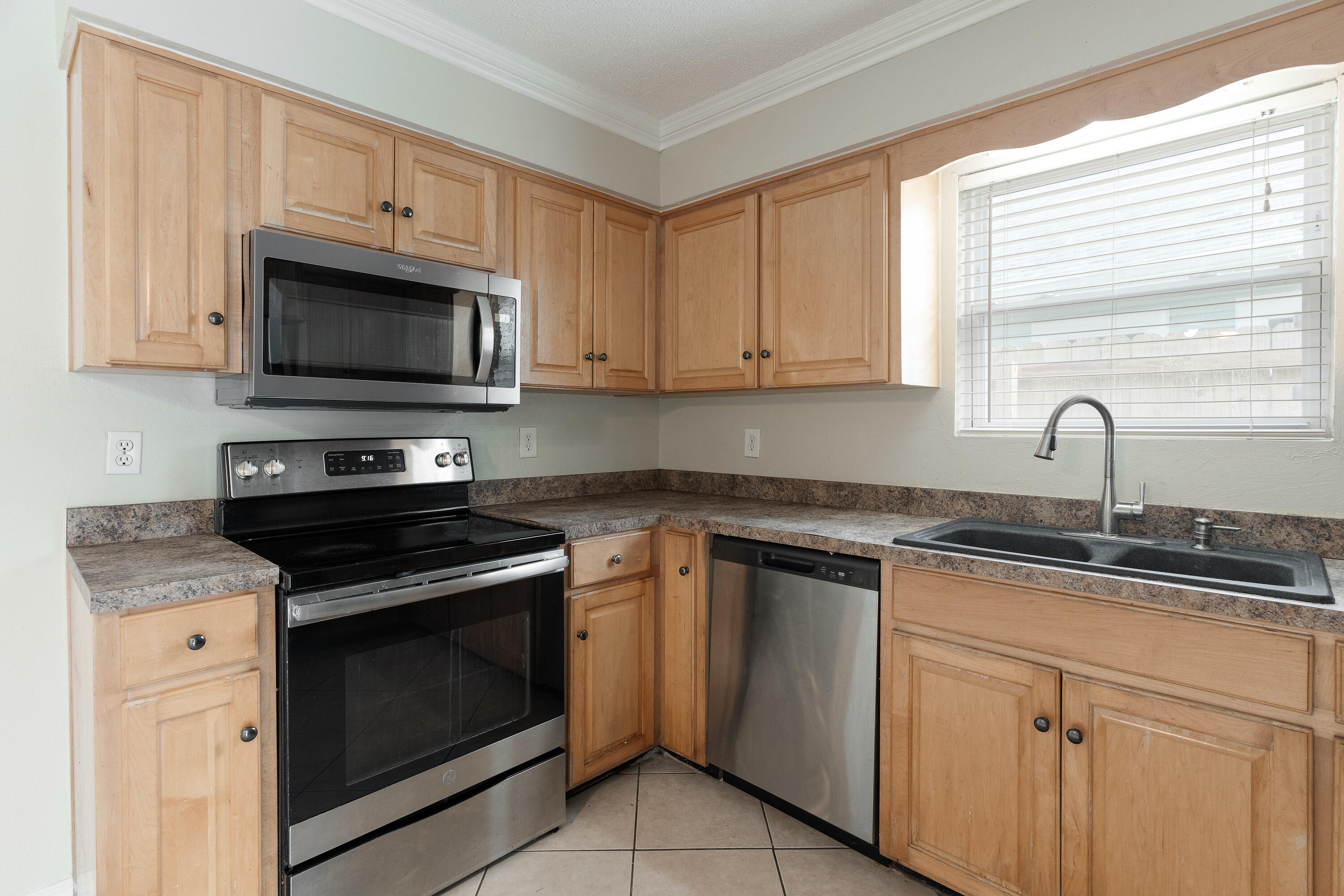 CANDLEWOOD VILLAGE - Residential