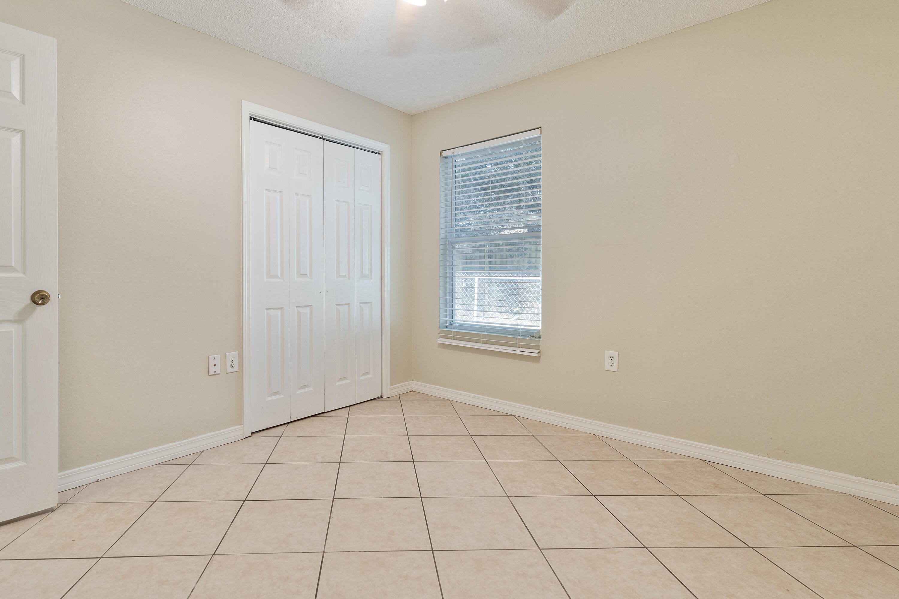 CANDLEWOOD VILLAGE - Residential