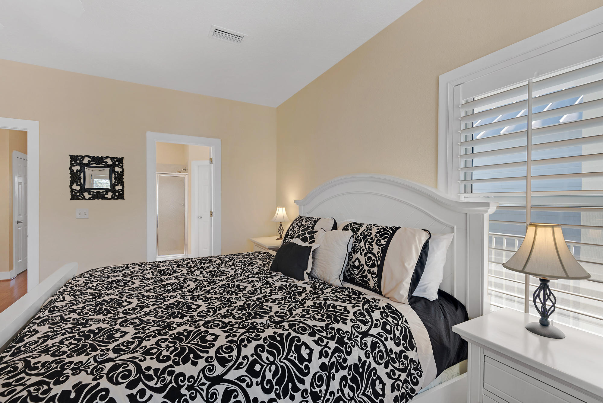 COTTAGE RETREAT - Residential