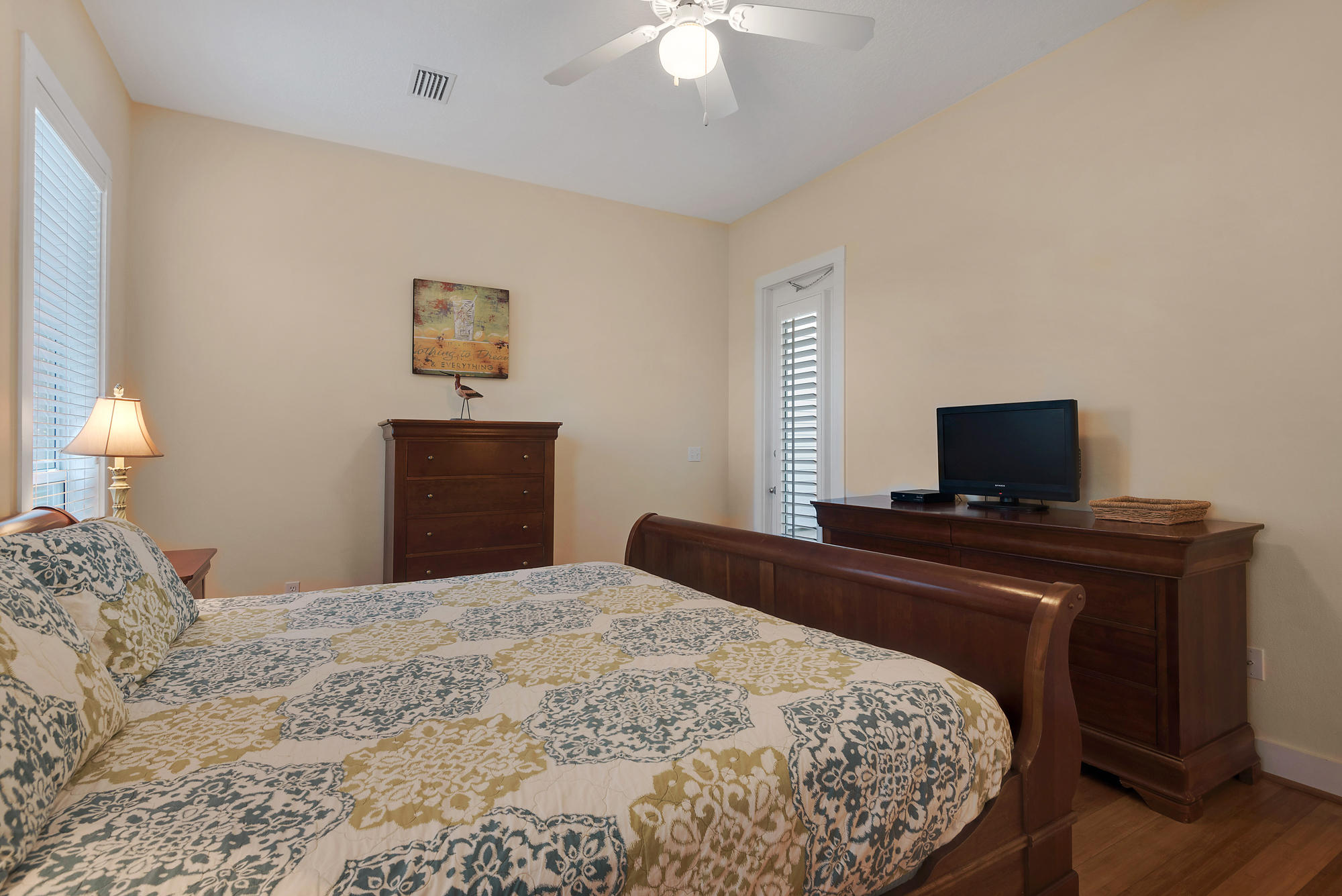 COTTAGE RETREAT - Residential