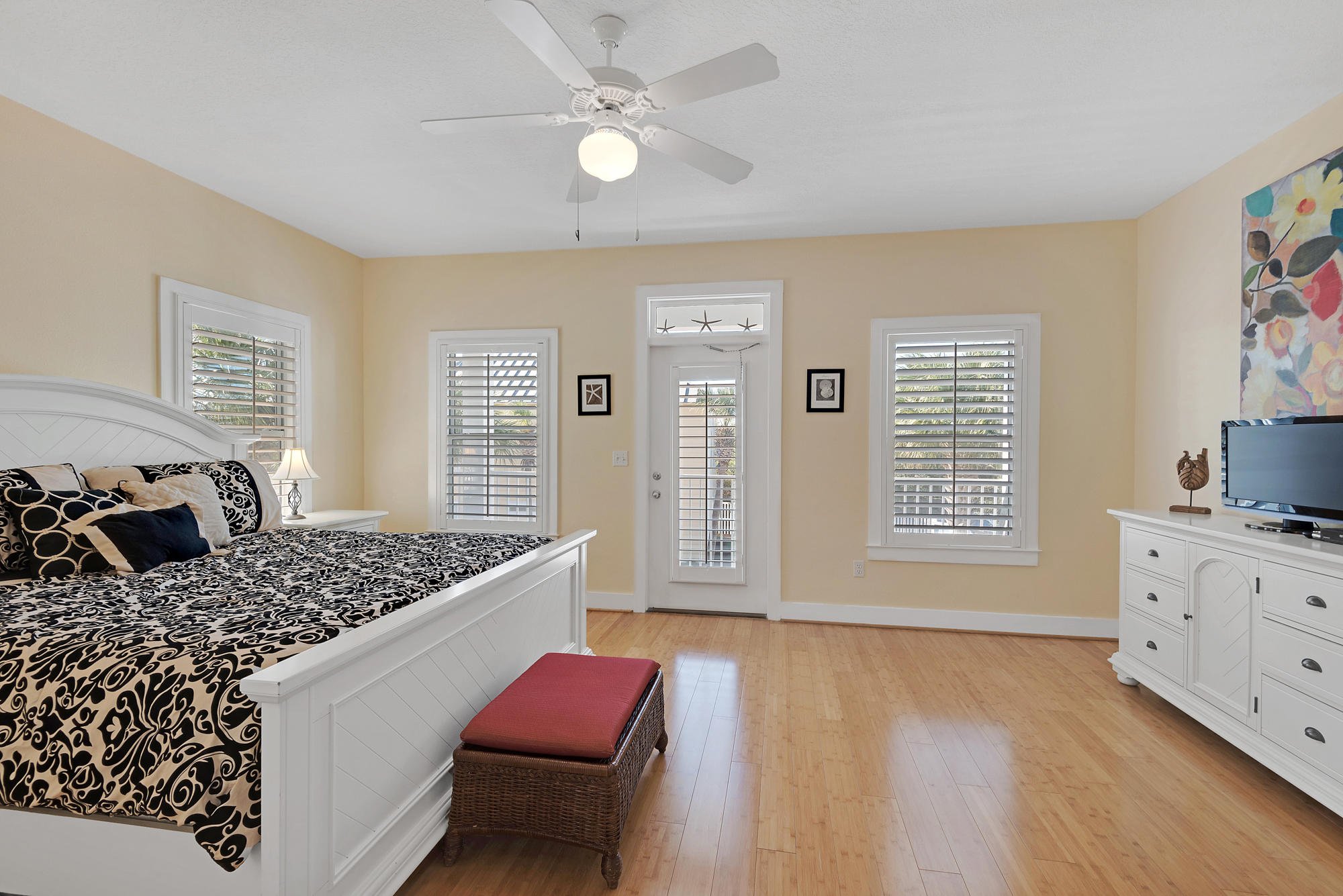 COTTAGE RETREAT - Residential