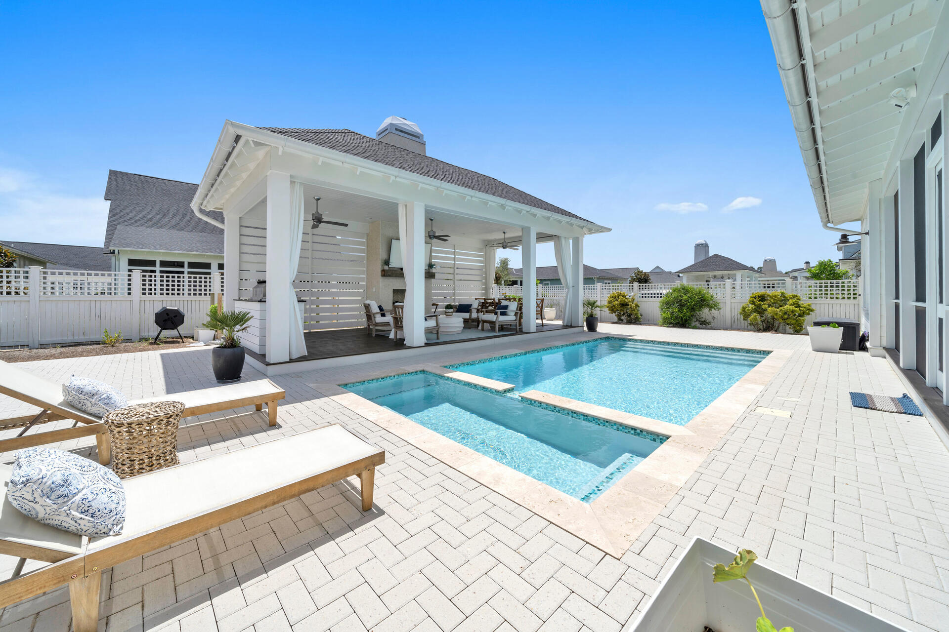 WATERSOUND ORIGINS - Residential