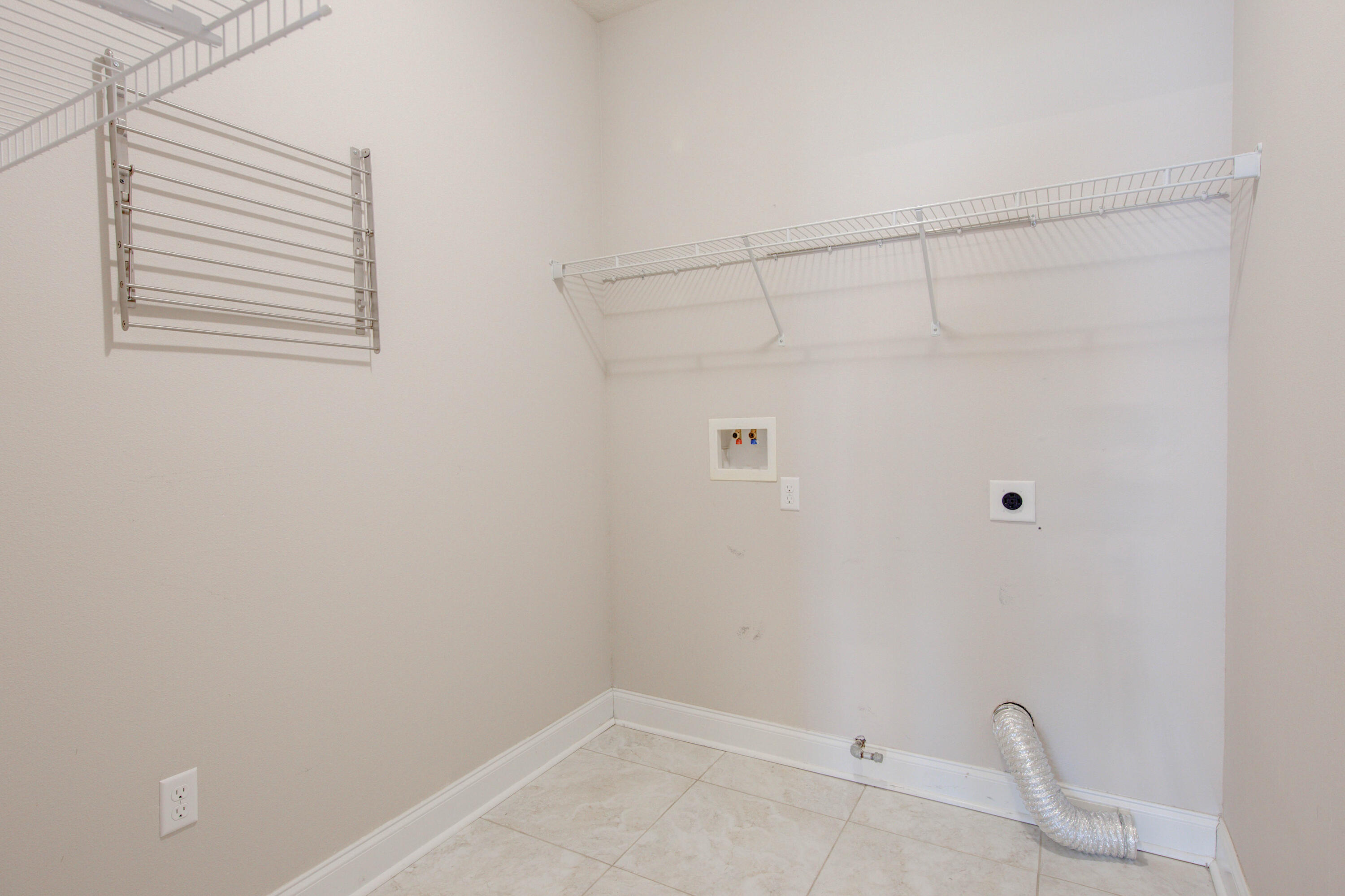 DUGGAN POND ESTATES - Residential