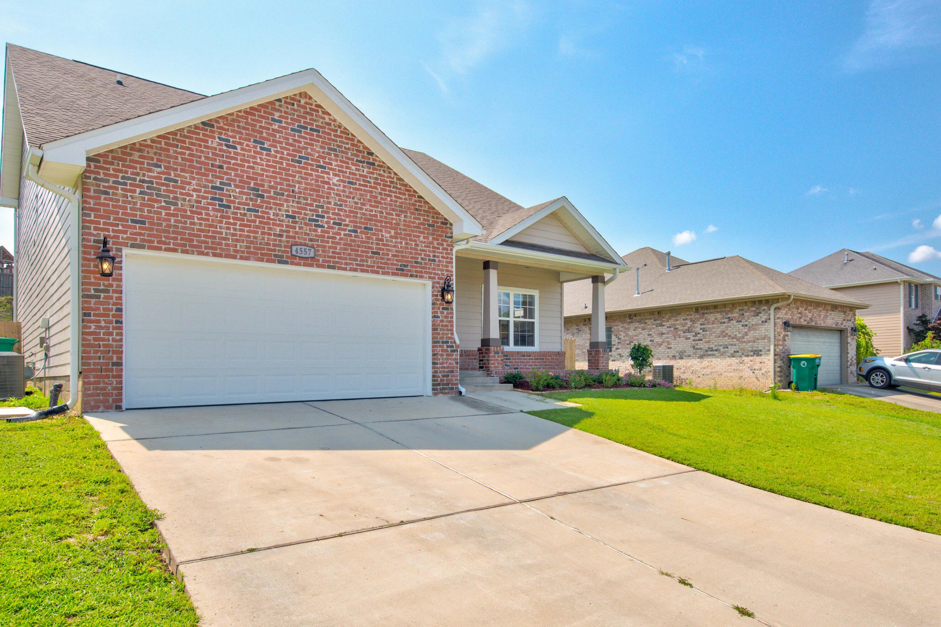 DUGGAN POND ESTATES - Residential