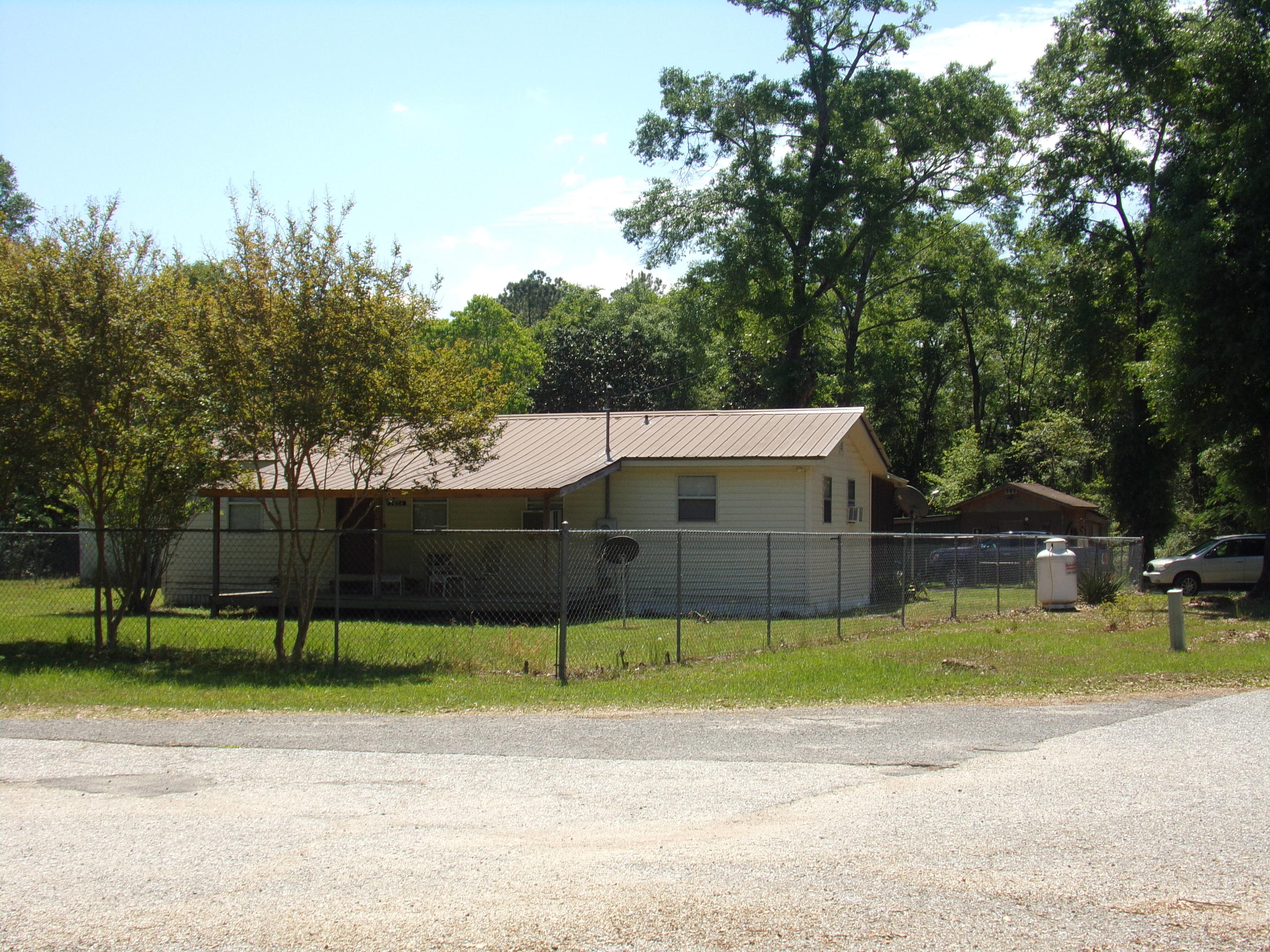 LAUREL HILL - Residential