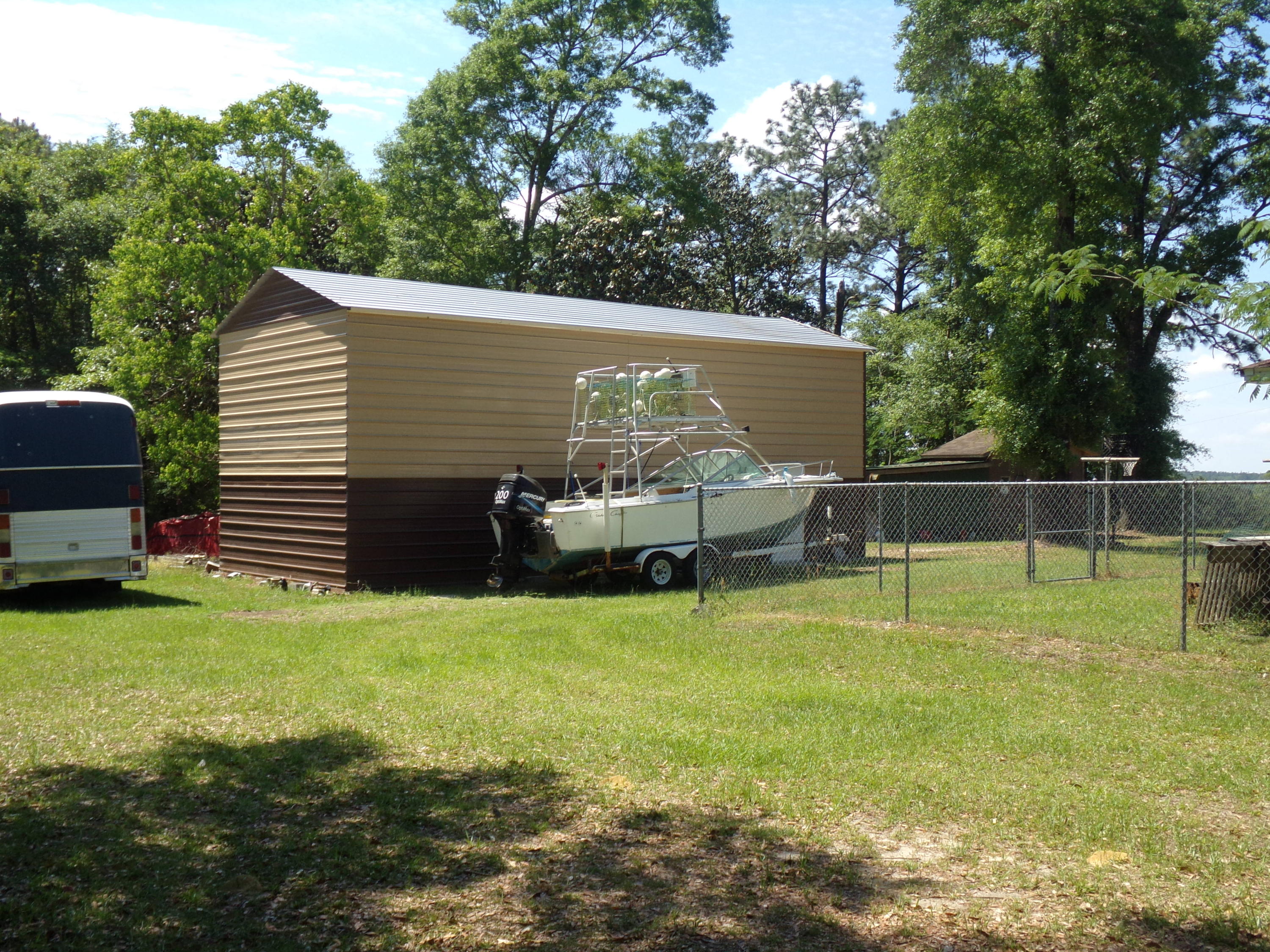 LAUREL HILL - Residential