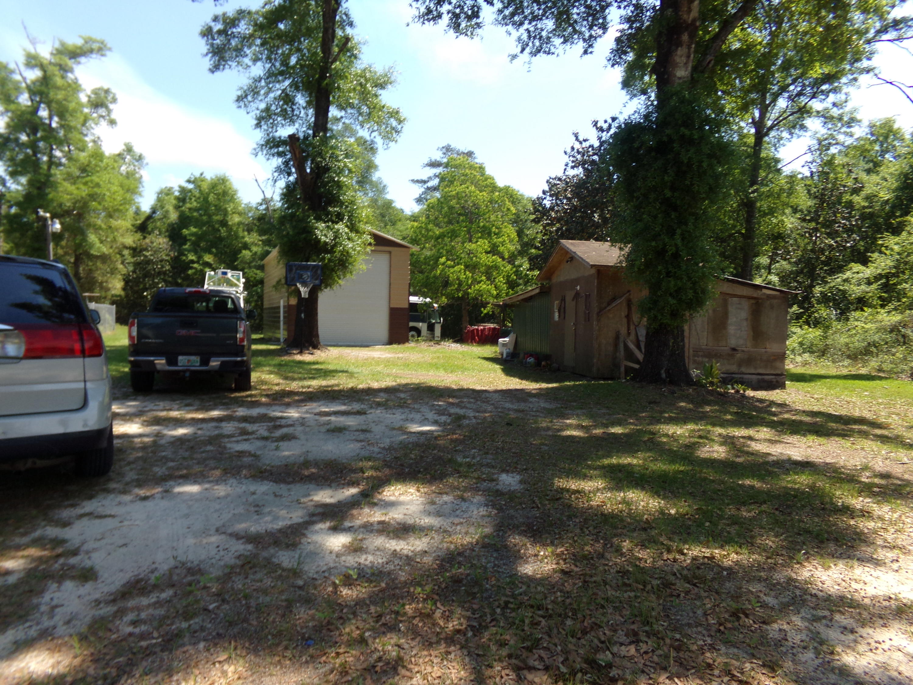 LAUREL HILL - Residential